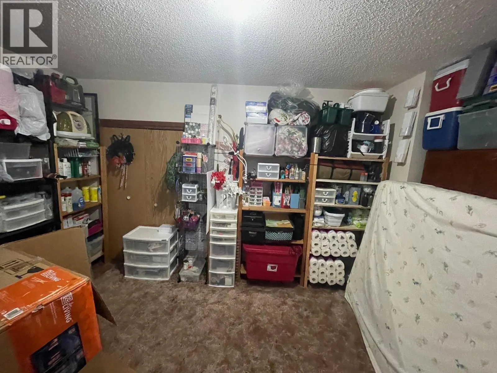 283 Market Avenue