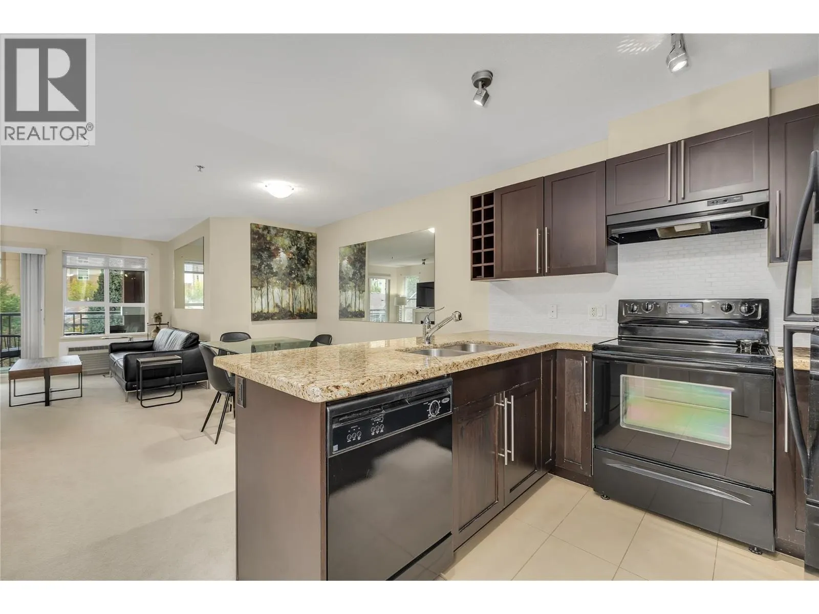 1083 Sunset Drive Unit# 314