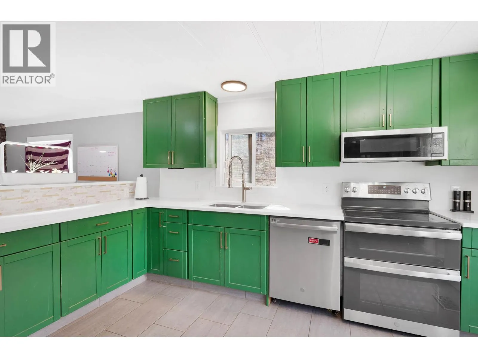 392 WALTERDALE Road