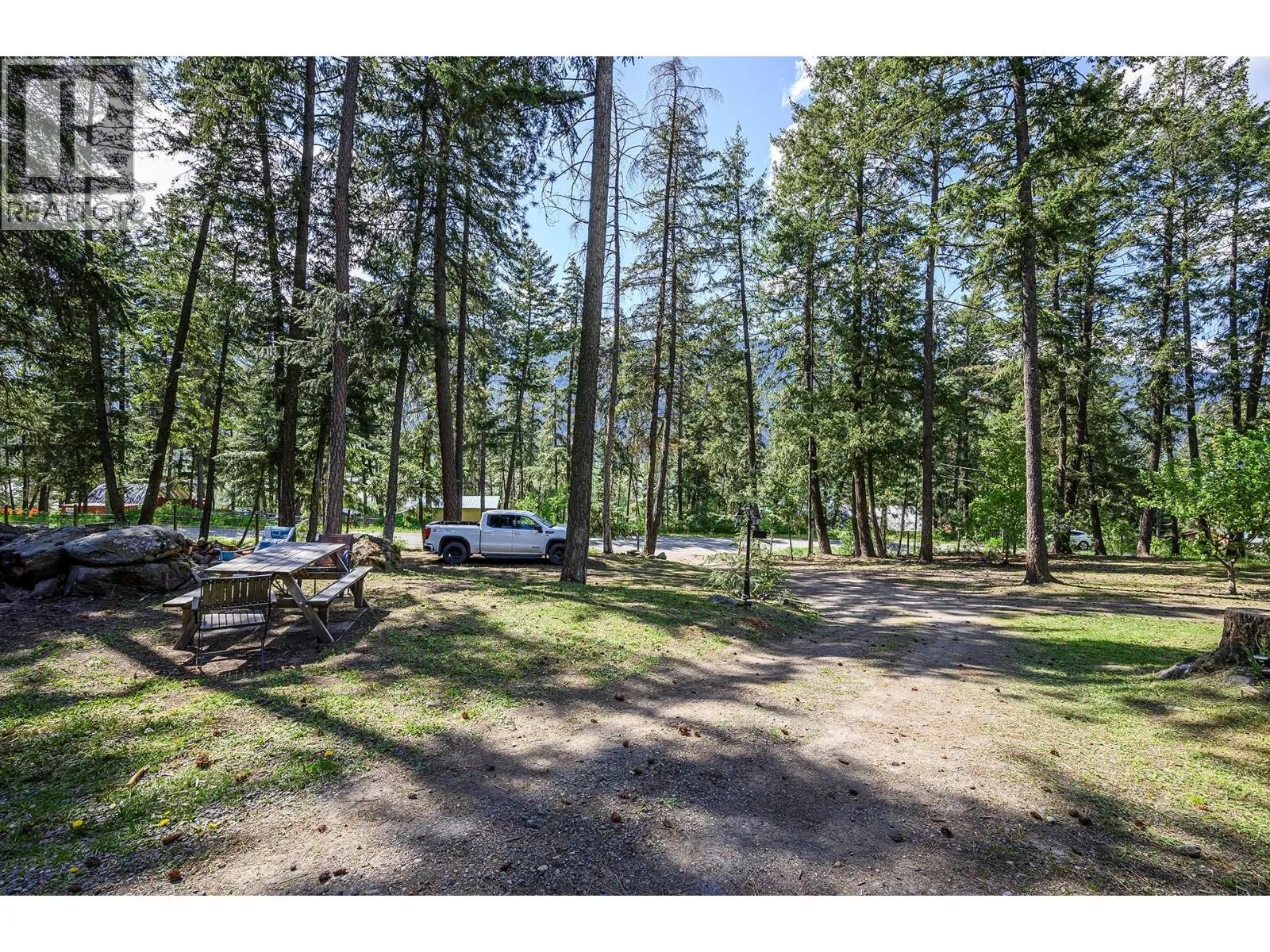 392 WALTERDALE Road