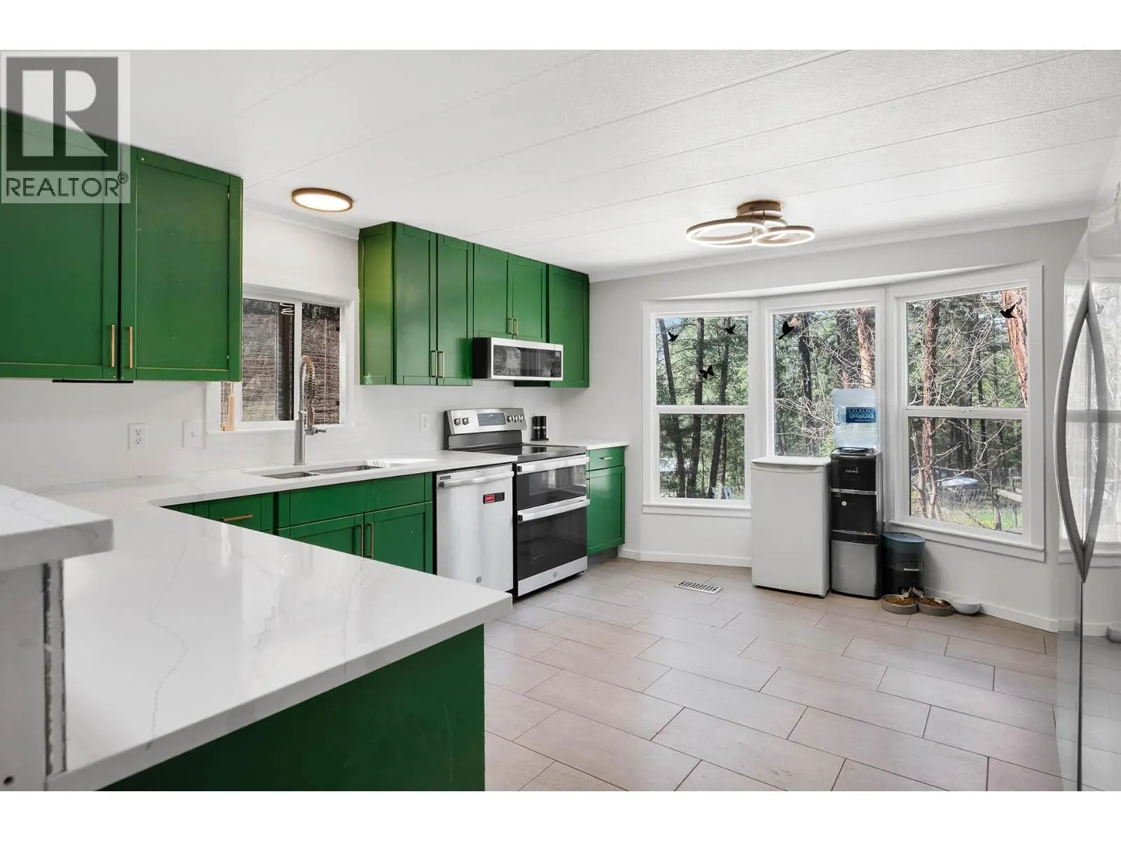 392 WALTERDALE Road