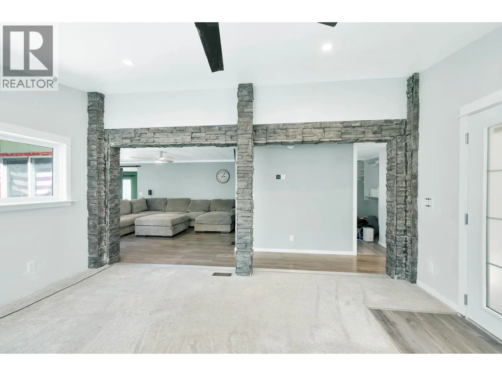 392 WALTERDALE Road