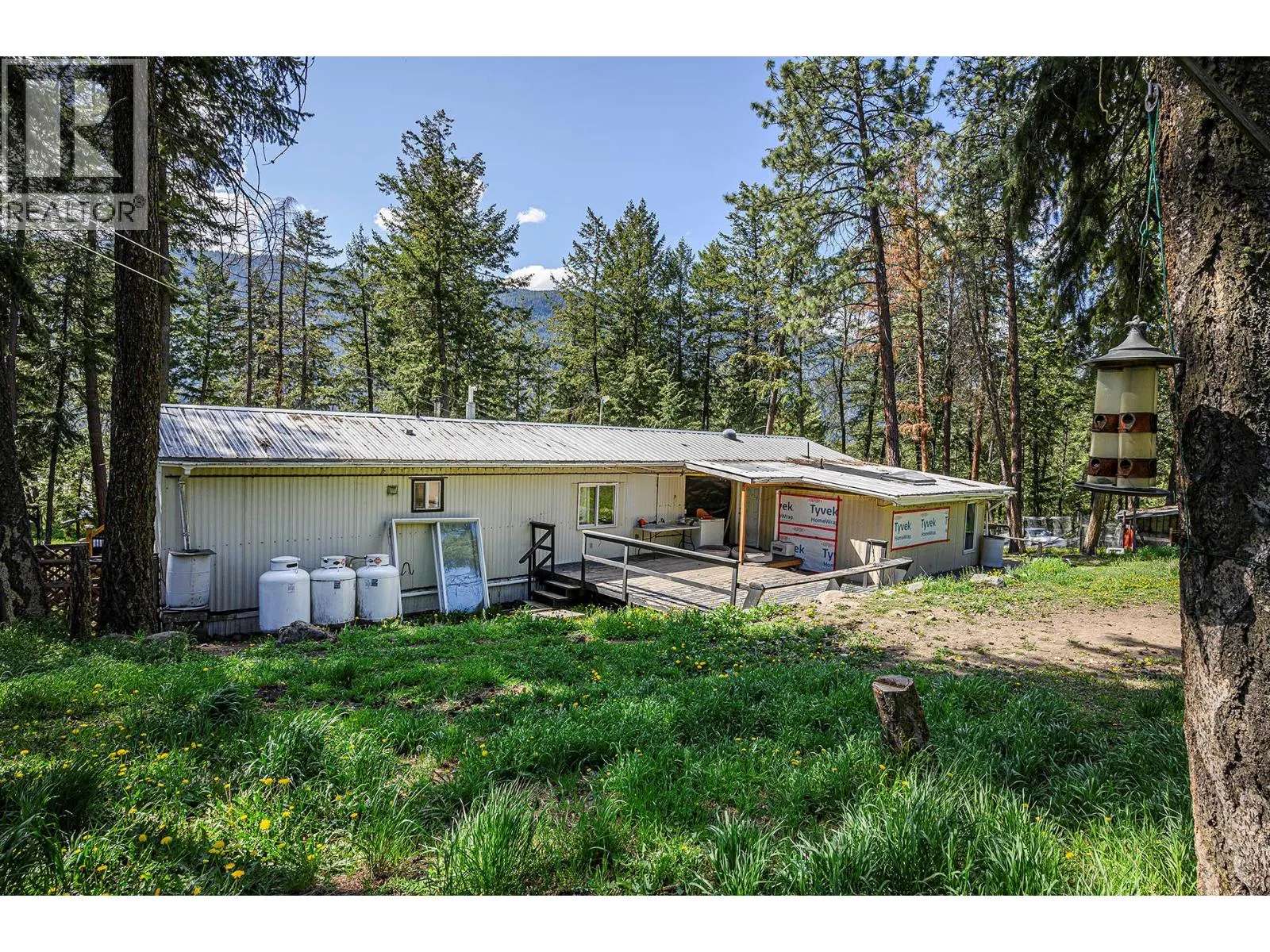 392 WALTERDALE Road