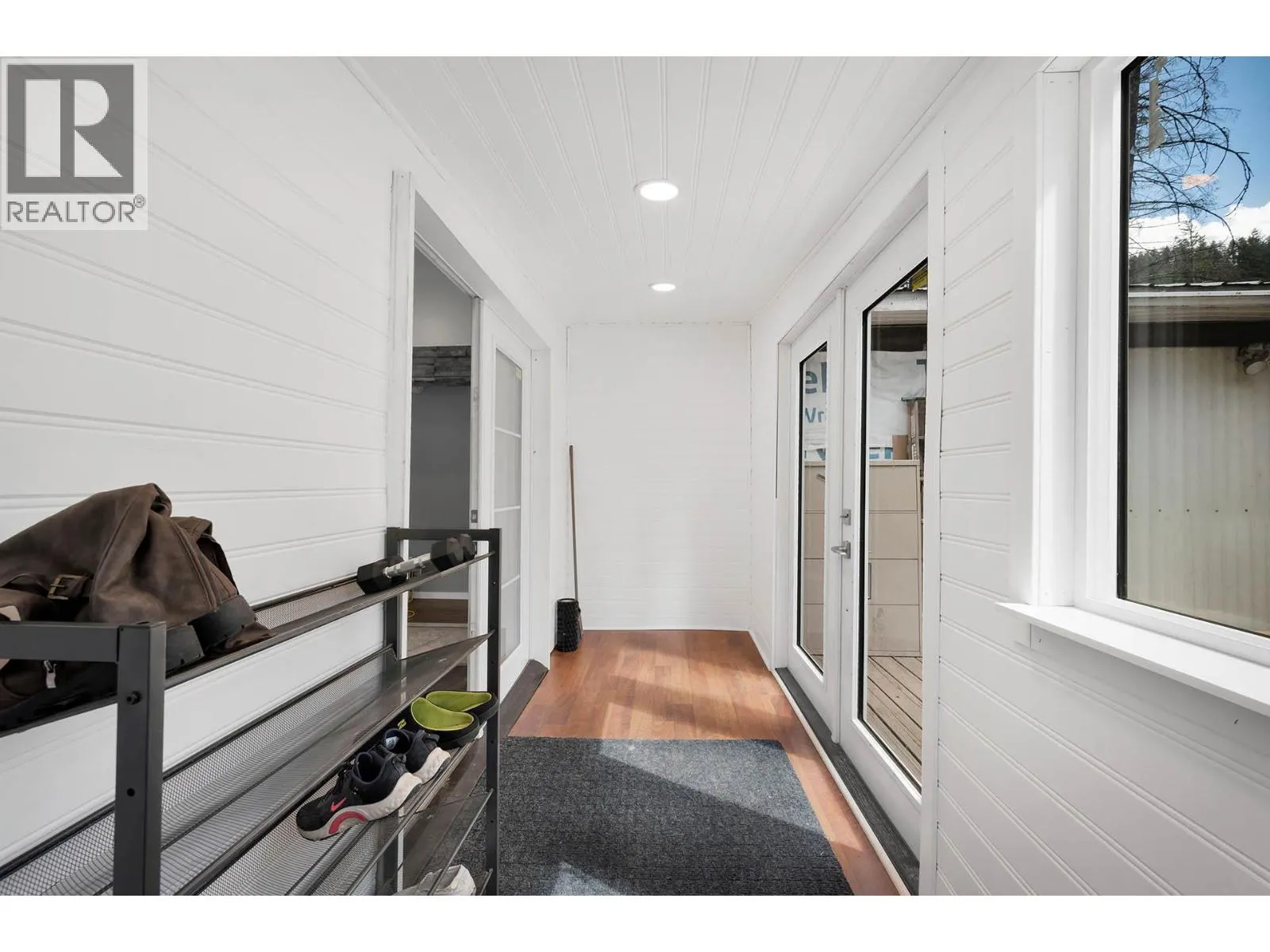 392 WALTERDALE Road