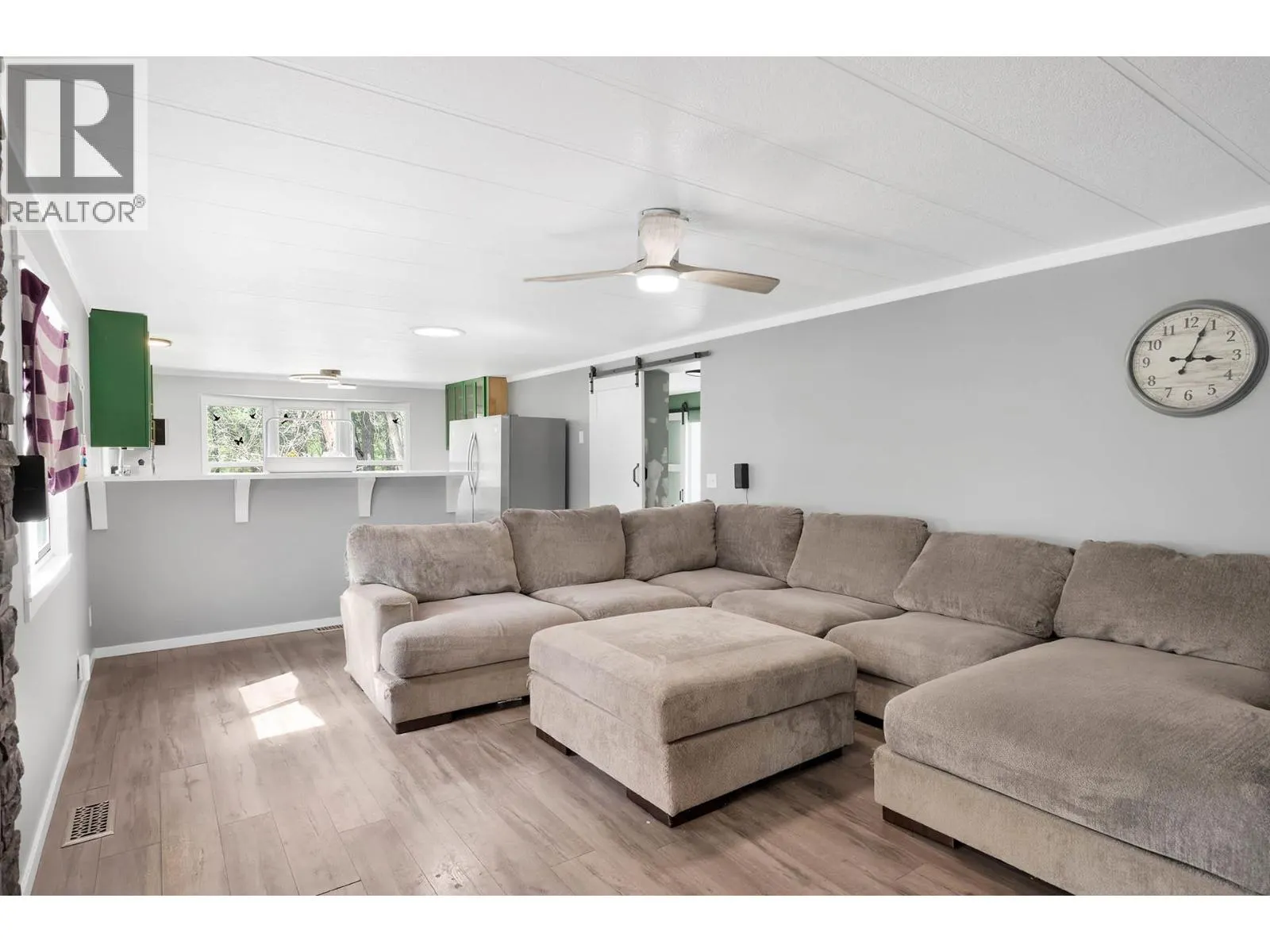 392 WALTERDALE Road