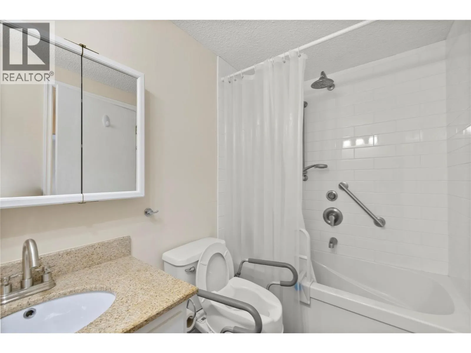 1860 Richter Street Unit# 205 Lot# SL 11