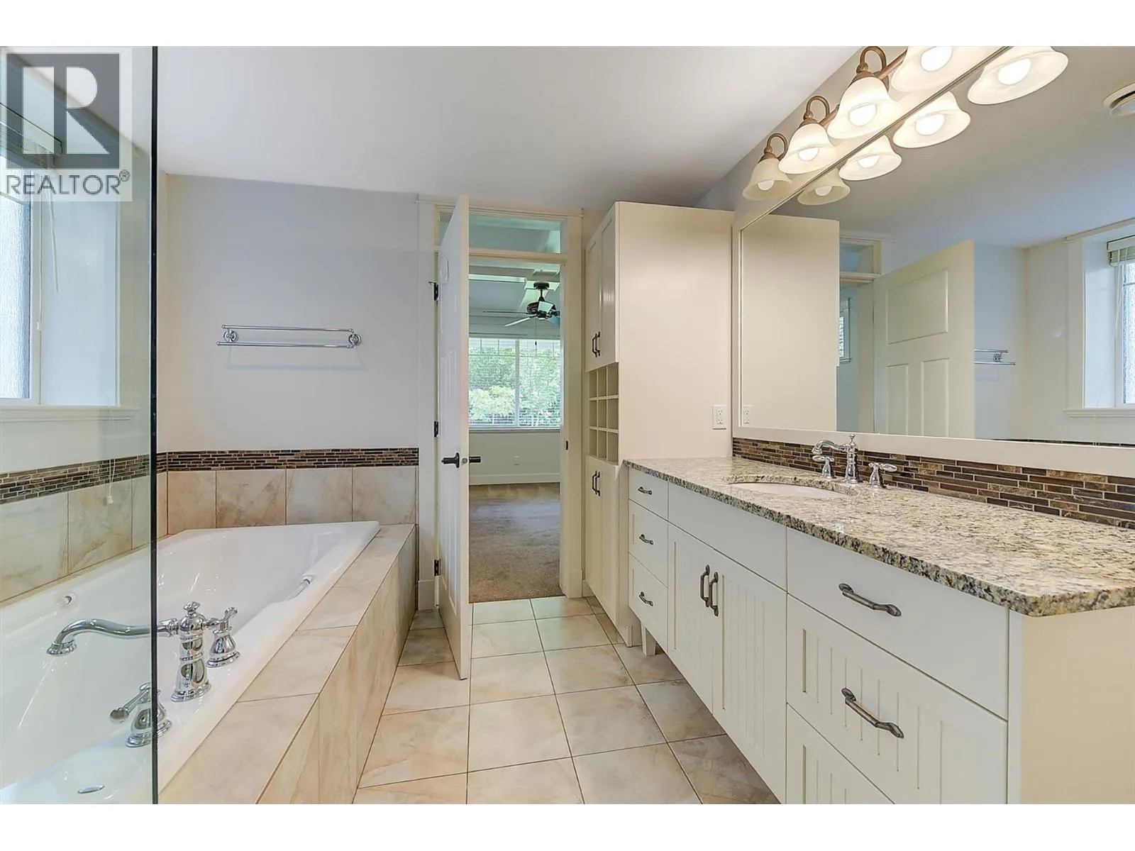 2423 Paramount Drive