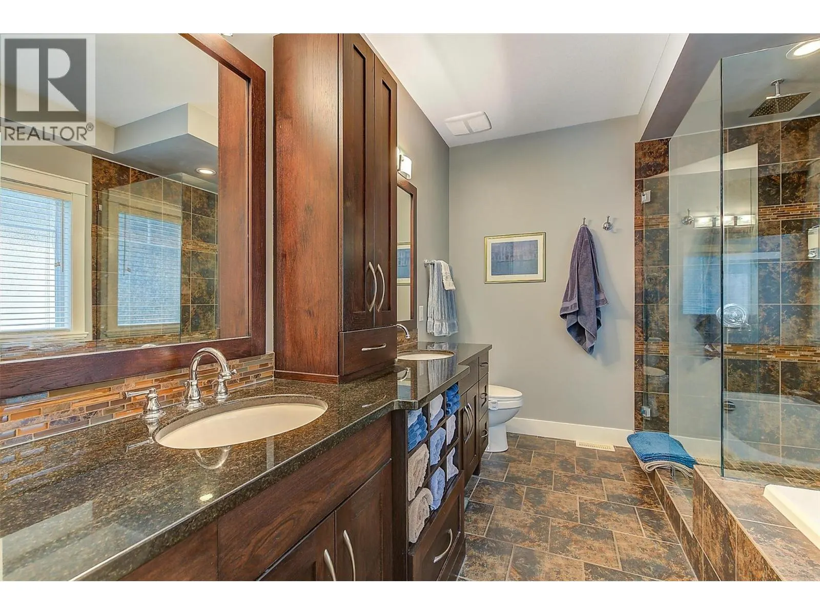 2423 Paramount Drive