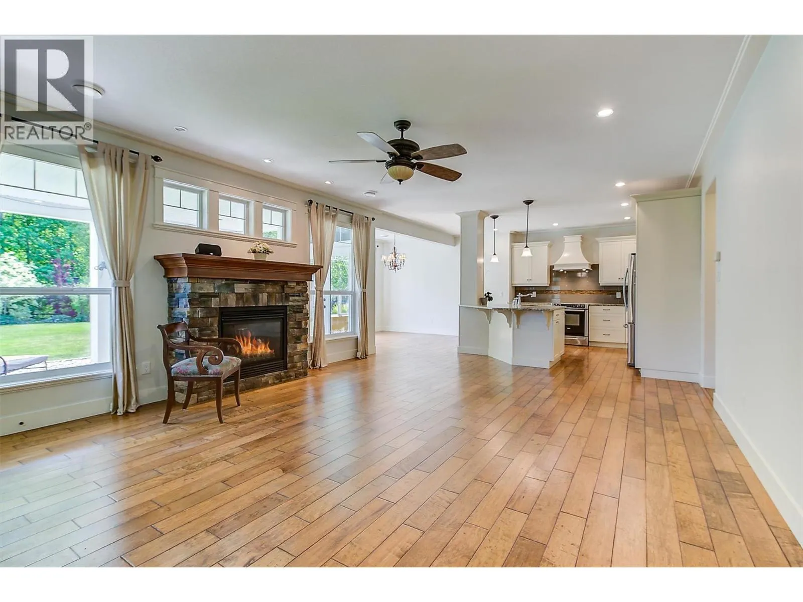 2423 Paramount Drive