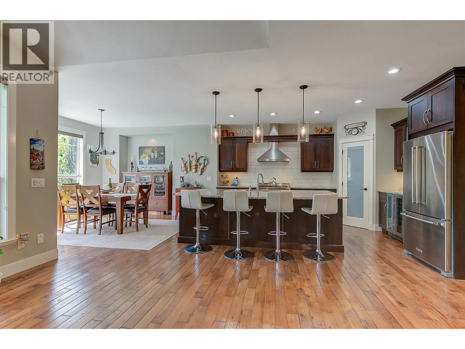 2423 Paramount Drive
