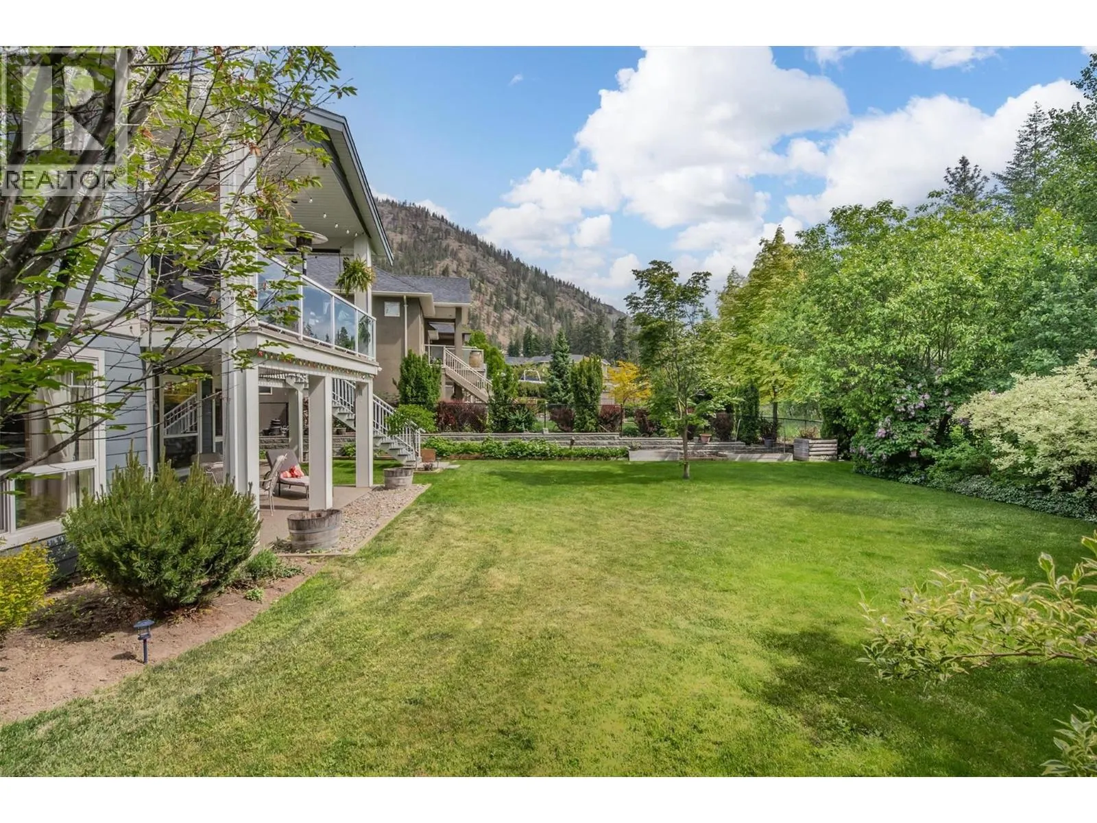 2423 Paramount Drive