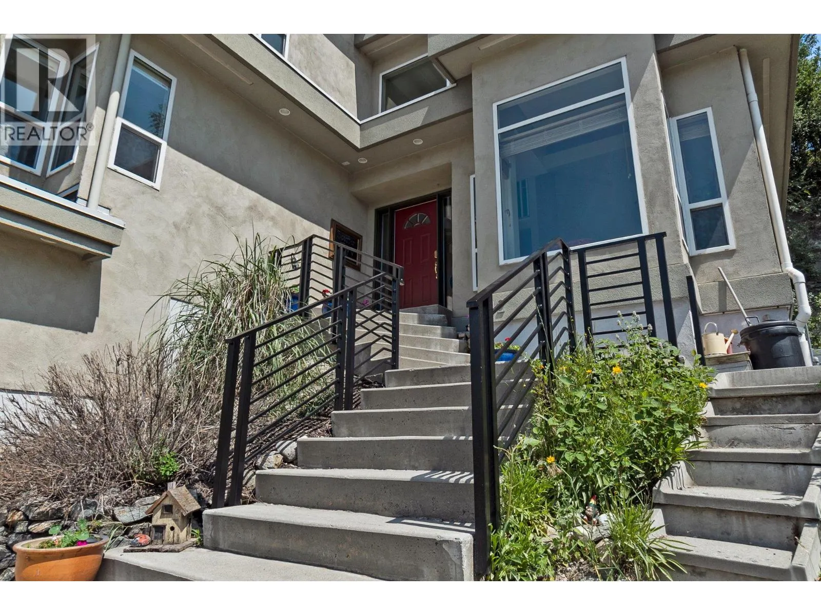 712 Creekside Road