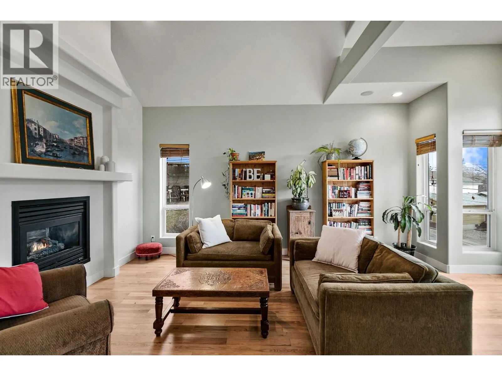 712 Creekside Road