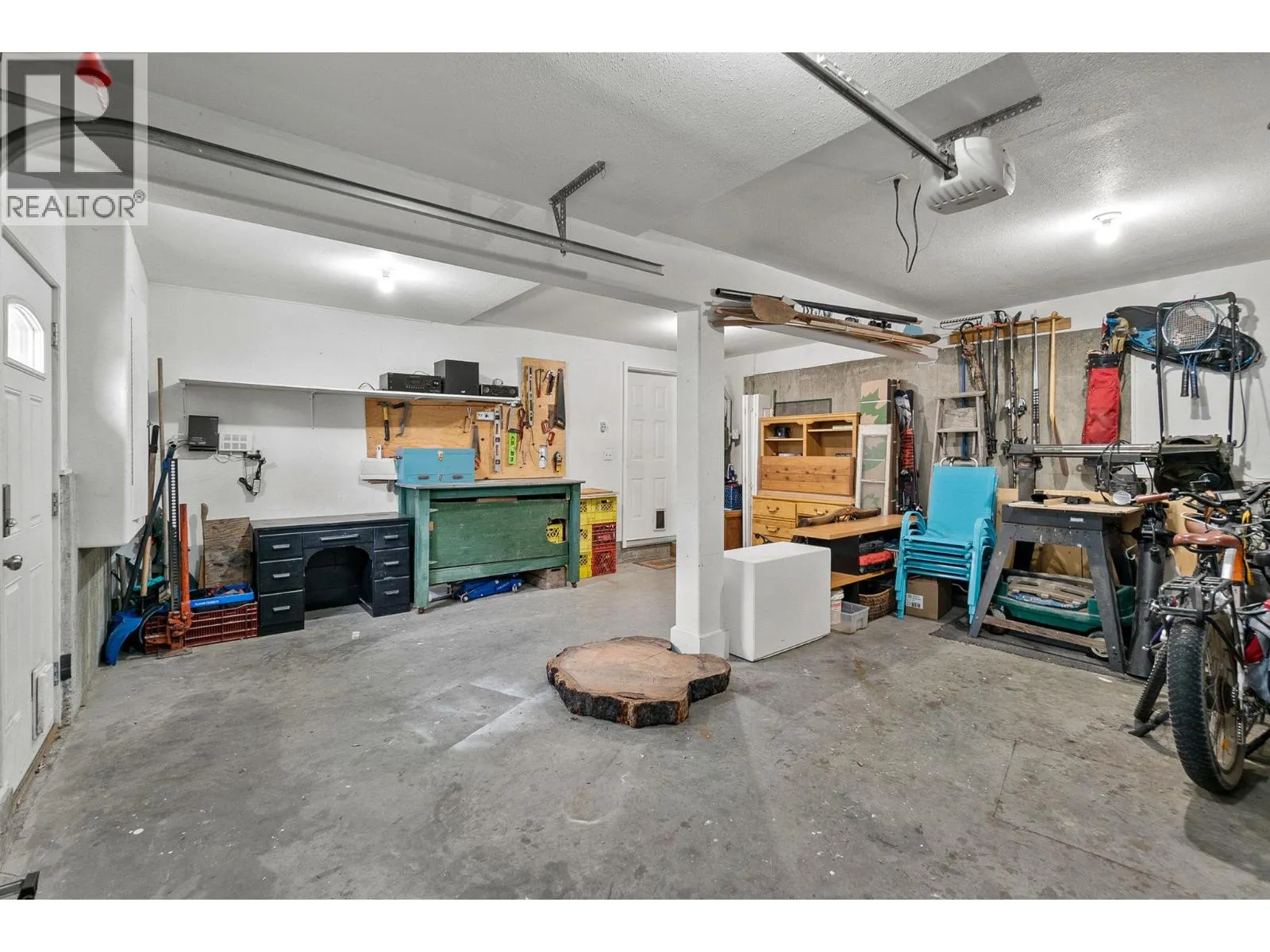 712 Creekside Road