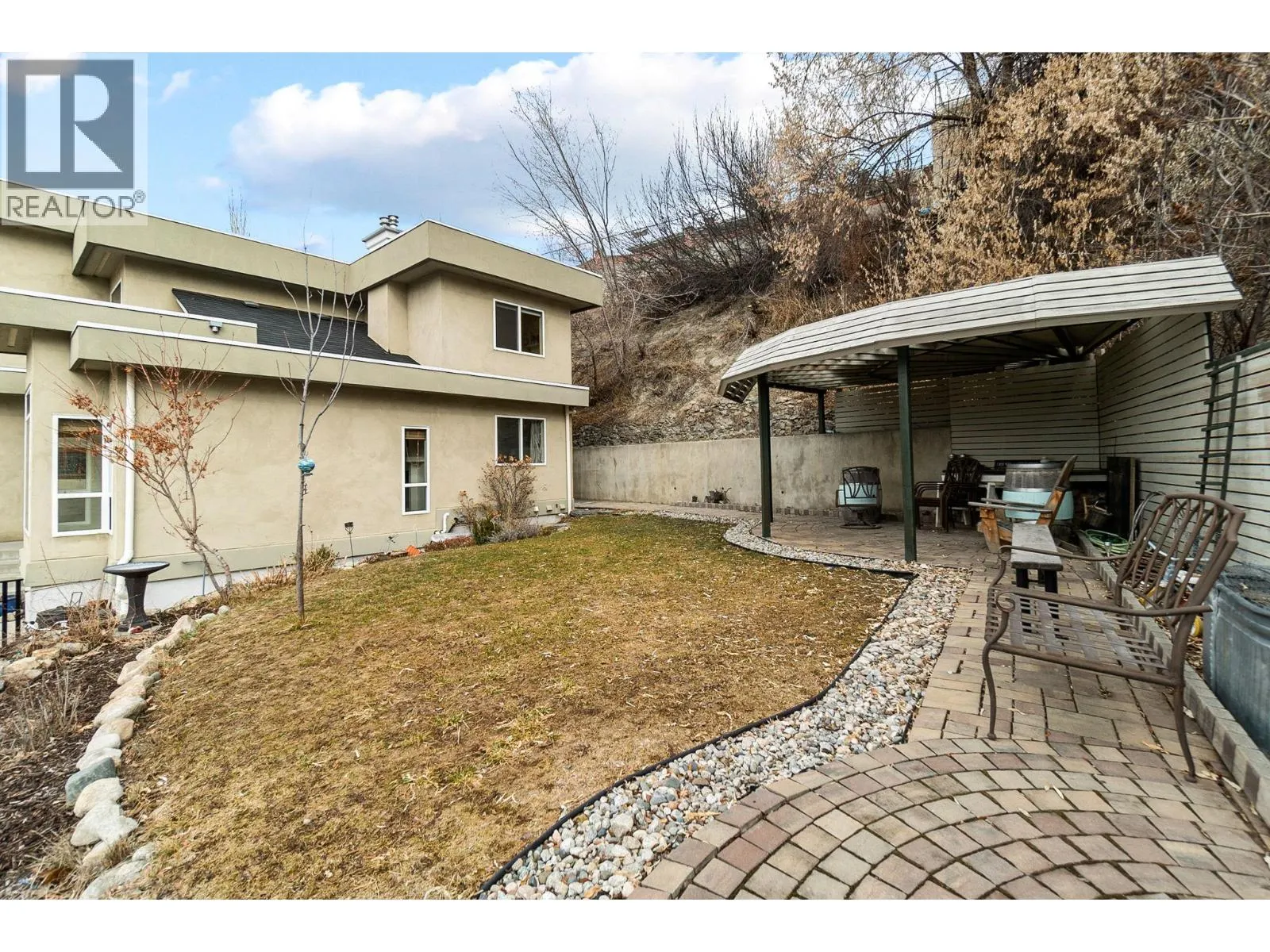 712 Creekside Road