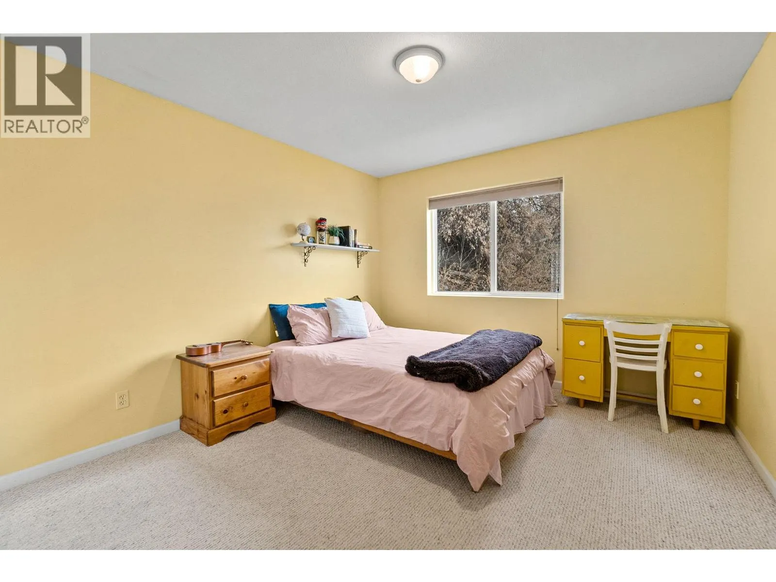 712 Creekside Road