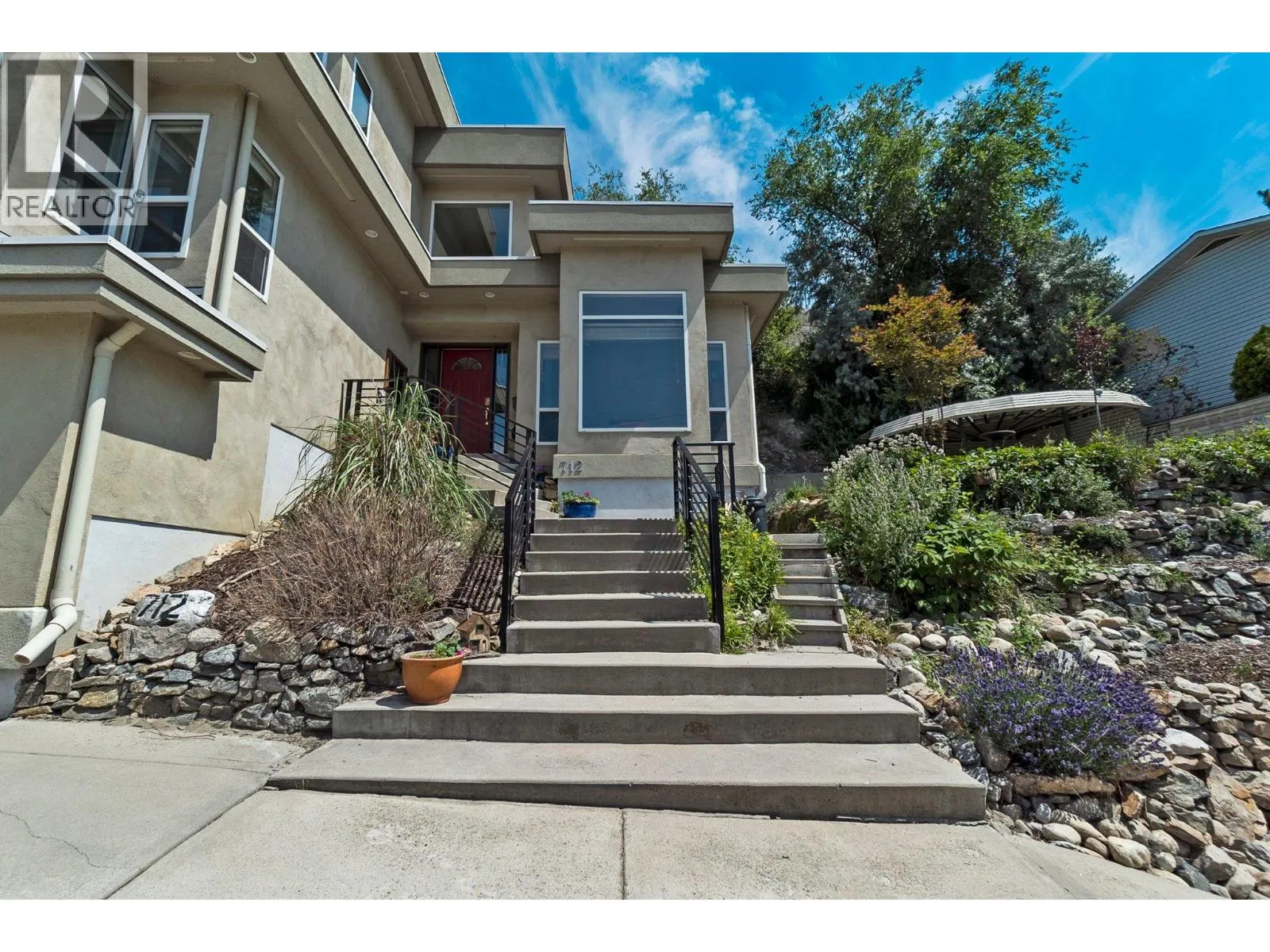 712 Creekside Road
