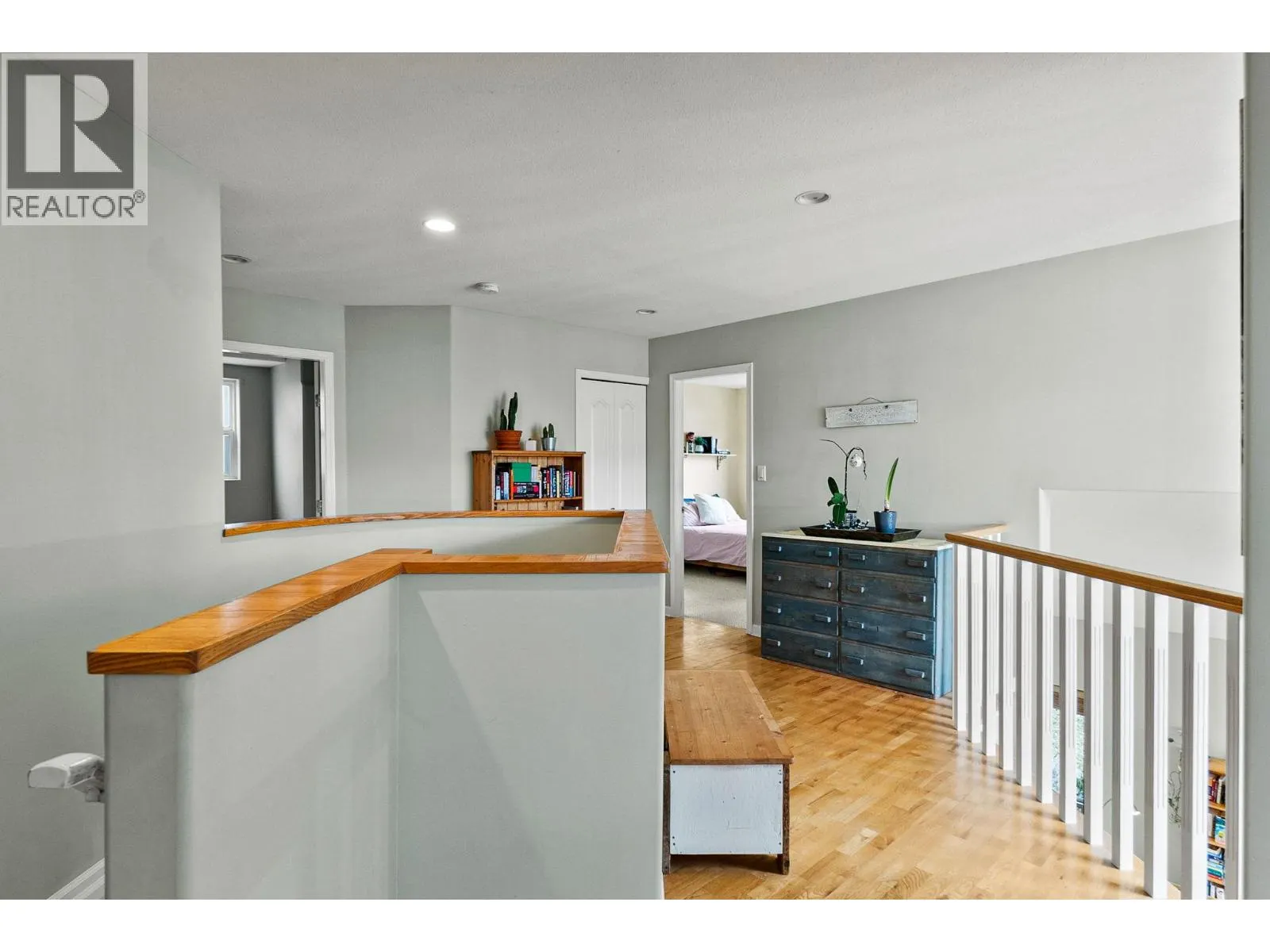 712 Creekside Road