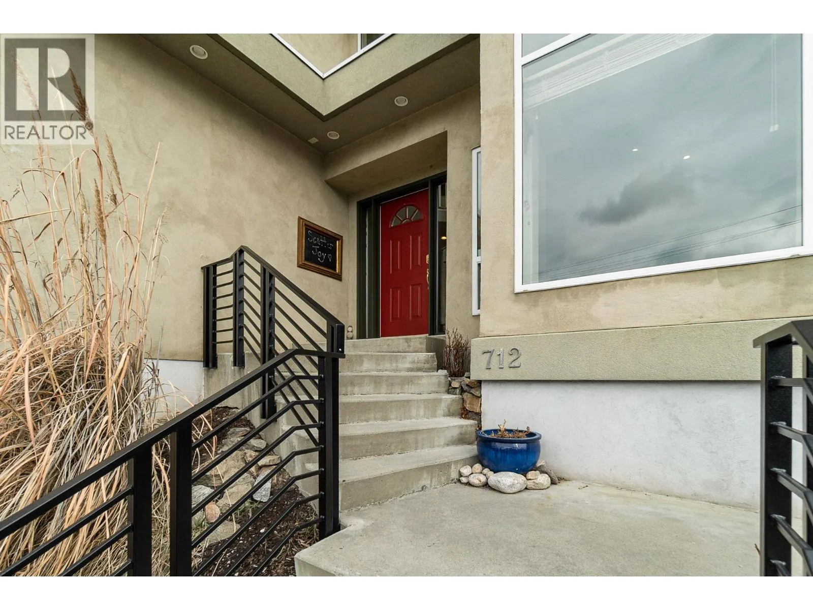 712 Creekside Road