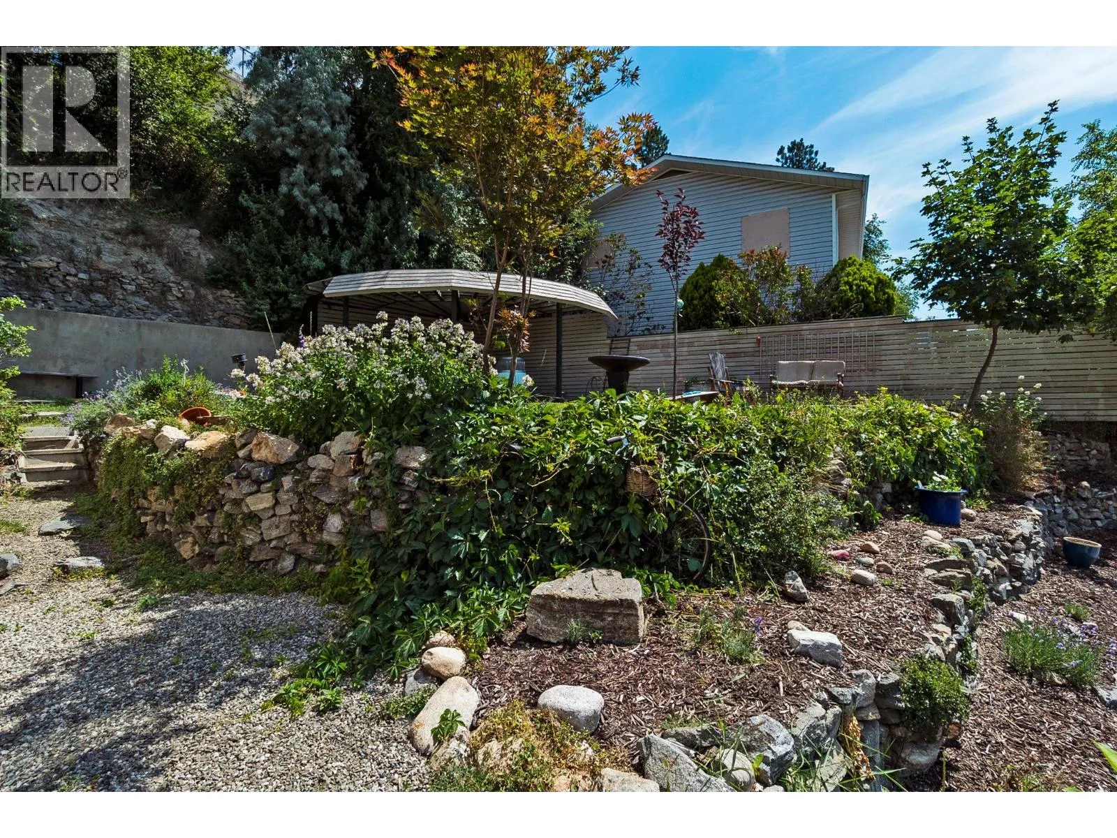 712 Creekside Road