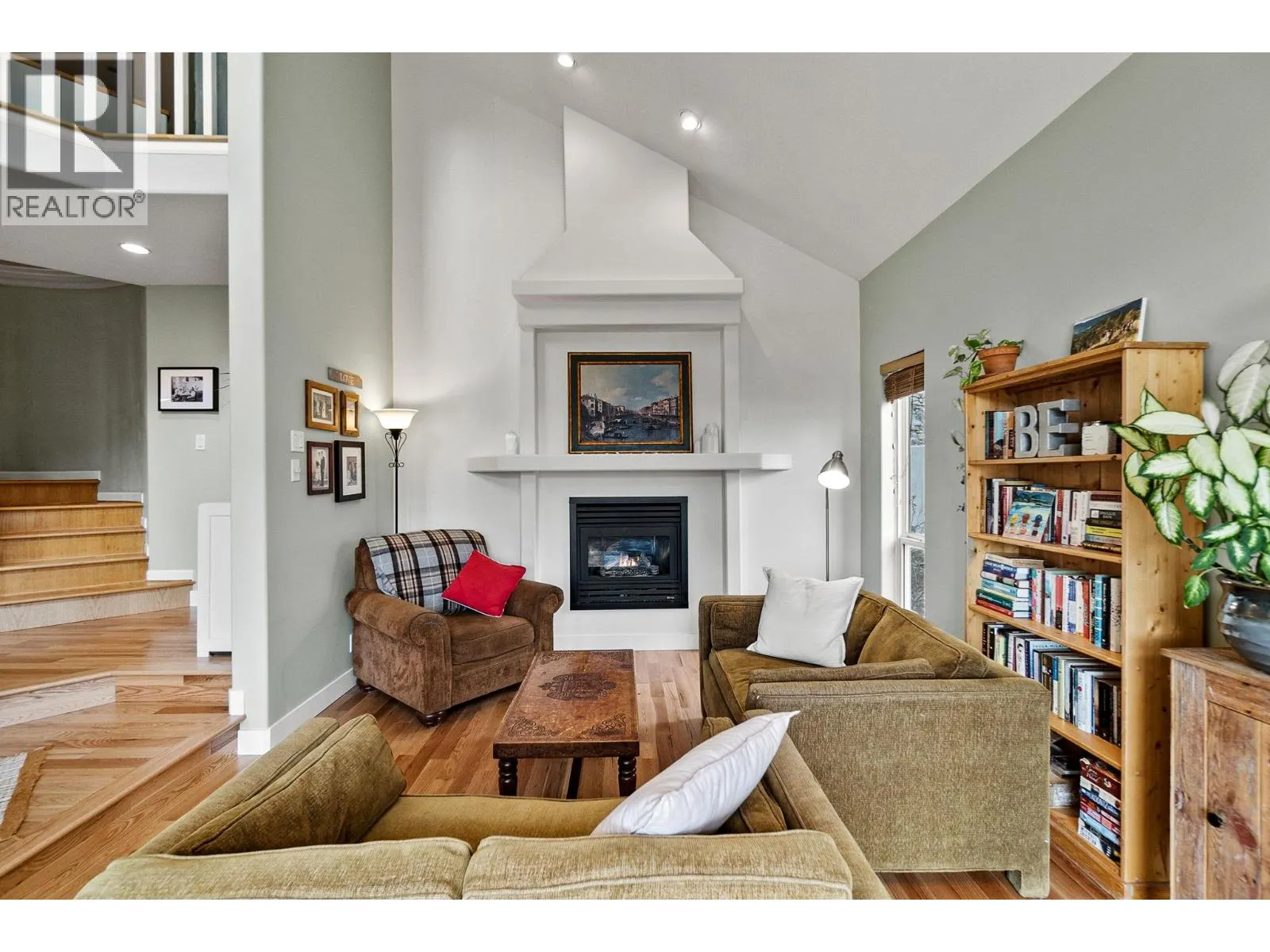 712 Creekside Road