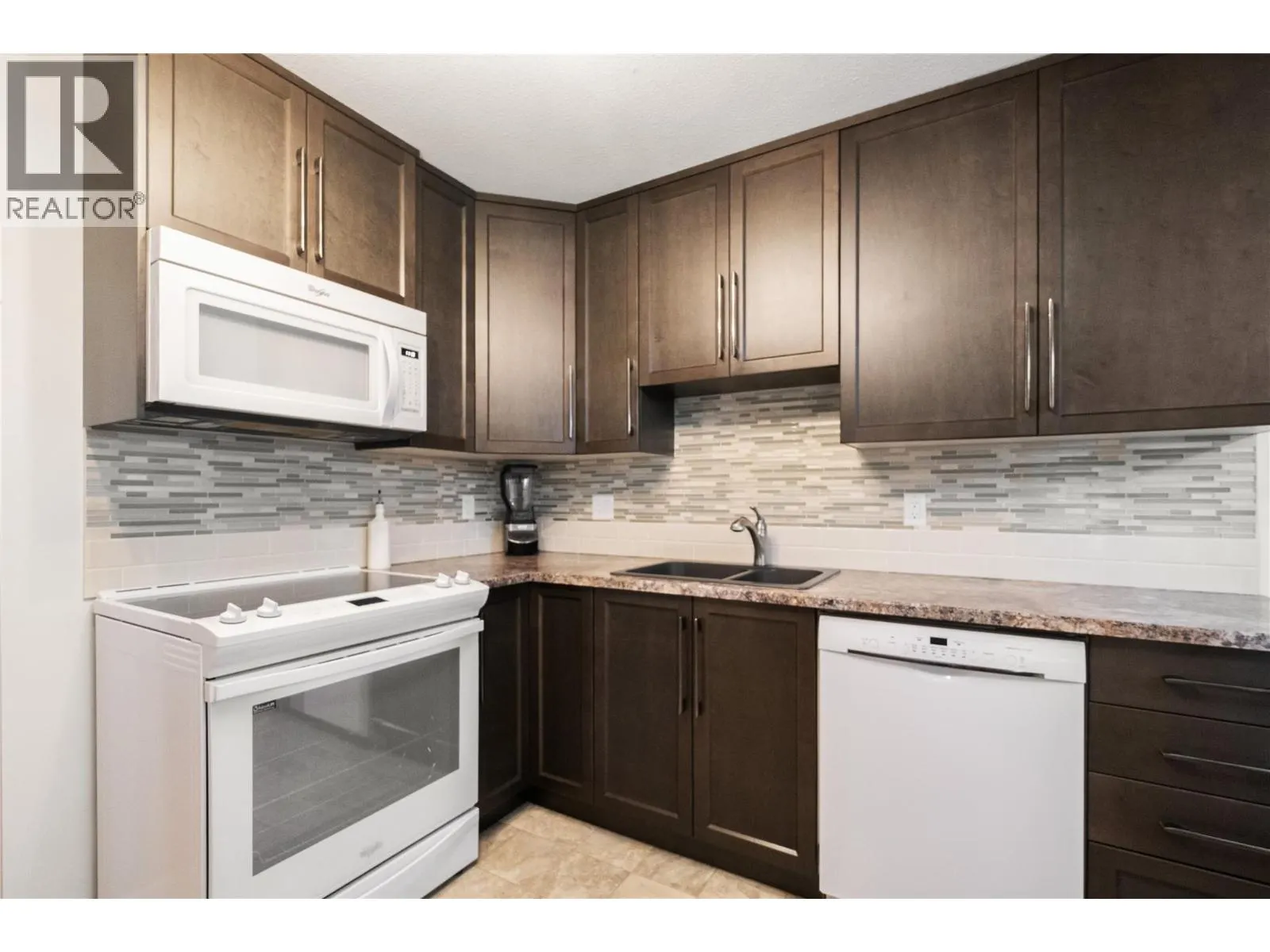 780 Houghton Road Unit# 405