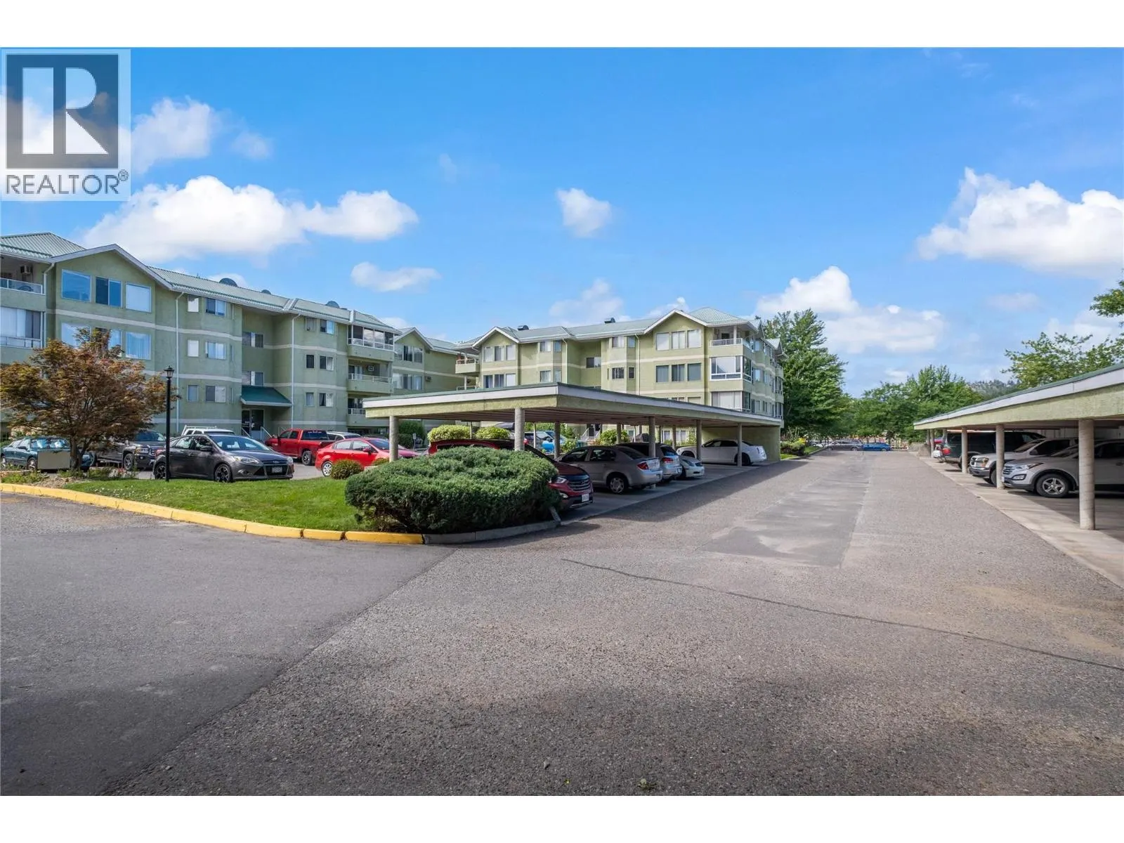 780 Houghton Road Unit# 405