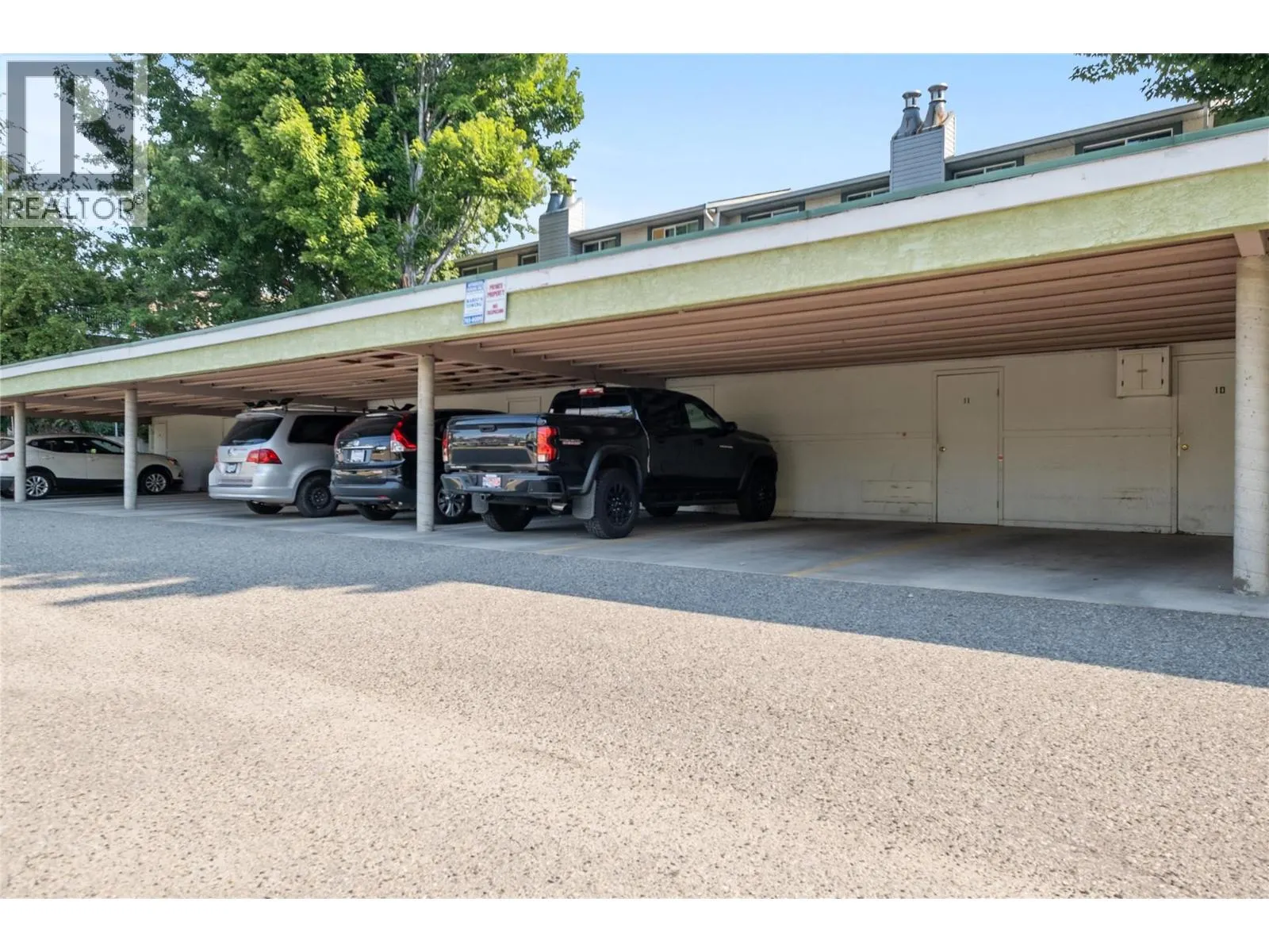 780 Houghton Road Unit# 405