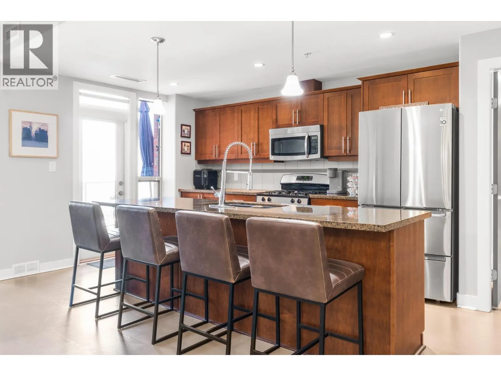 1160 Bernard Avenue Unit# 1203