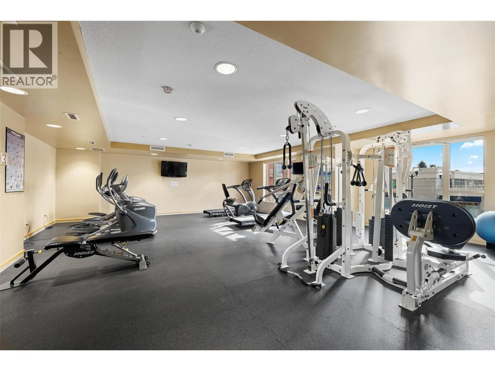 1160 Bernard Avenue Unit# 1203