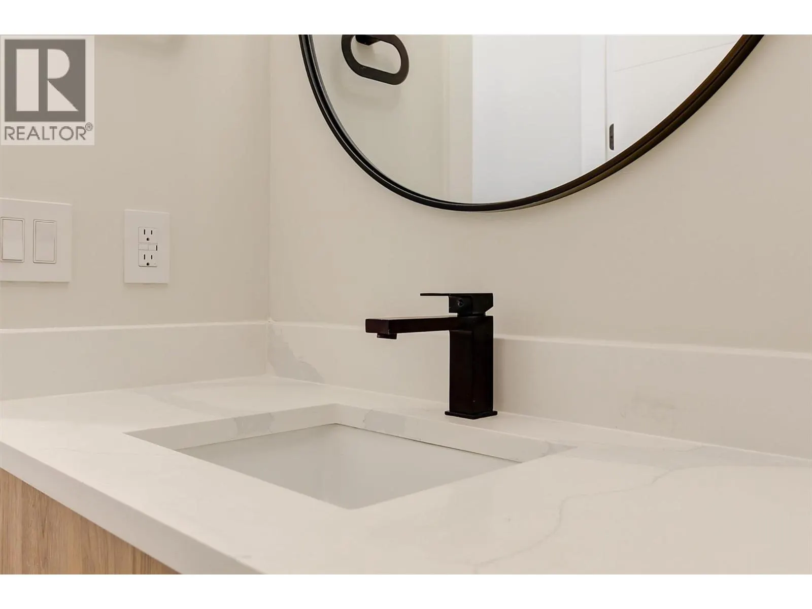 839 Lawson Avenue Unit# 3