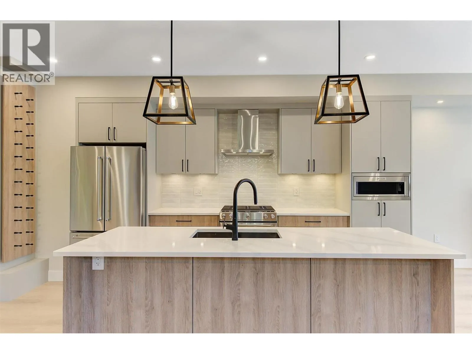839 Lawson Avenue Unit# 3