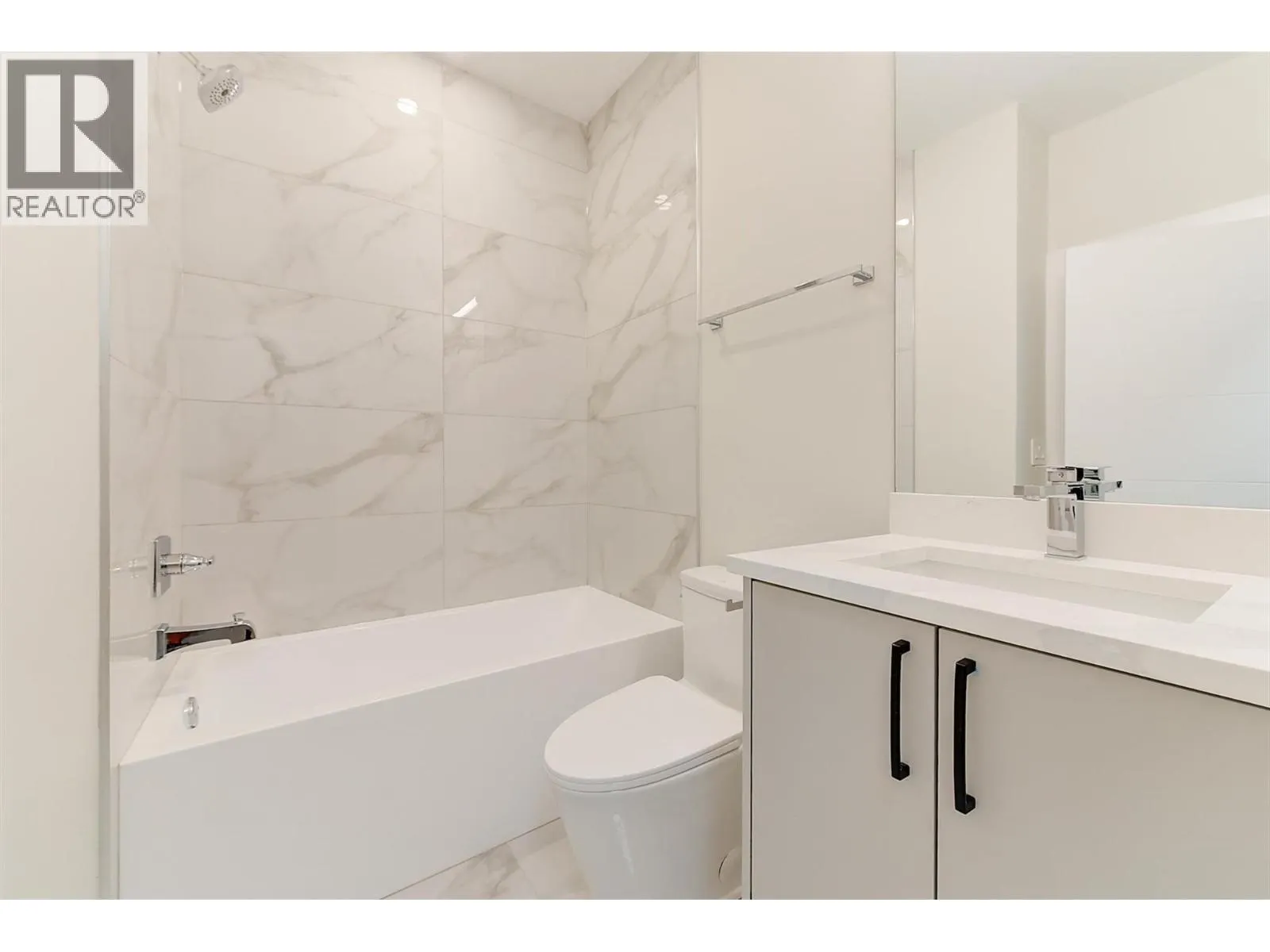 839 Lawson Avenue Unit# 3