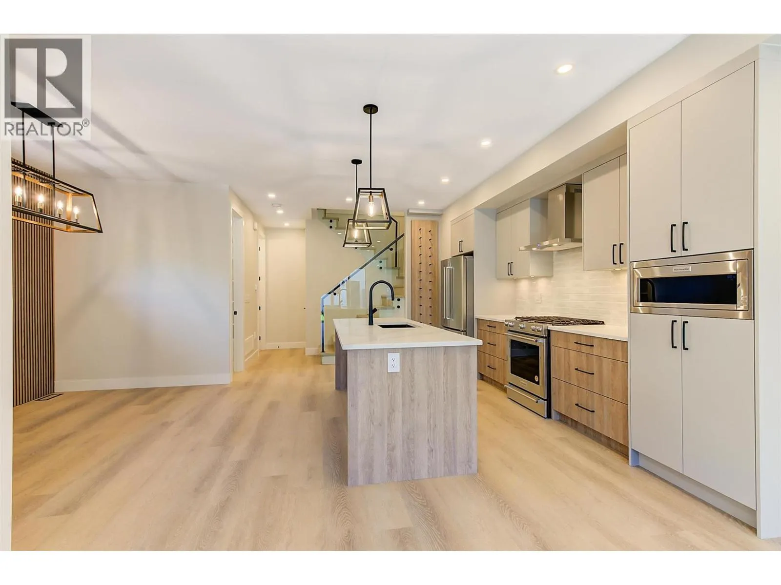839 Lawson Avenue Unit# 3