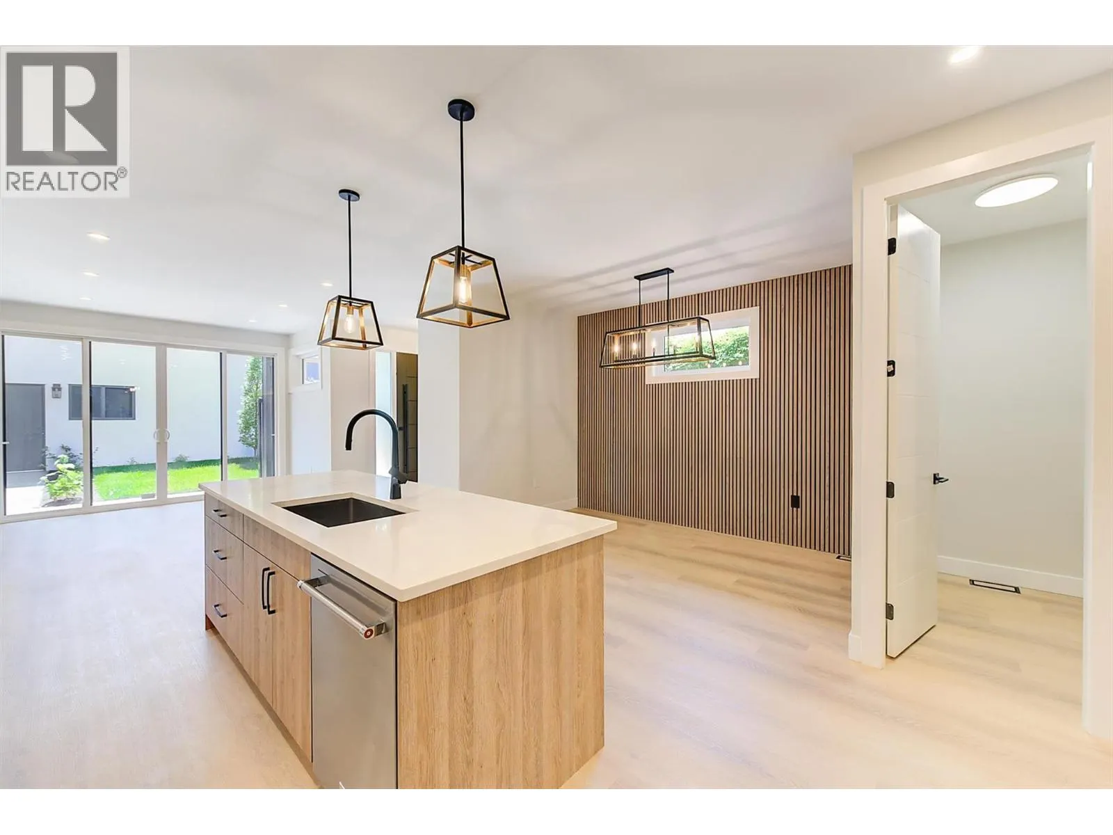 839 Lawson Avenue Unit# 3