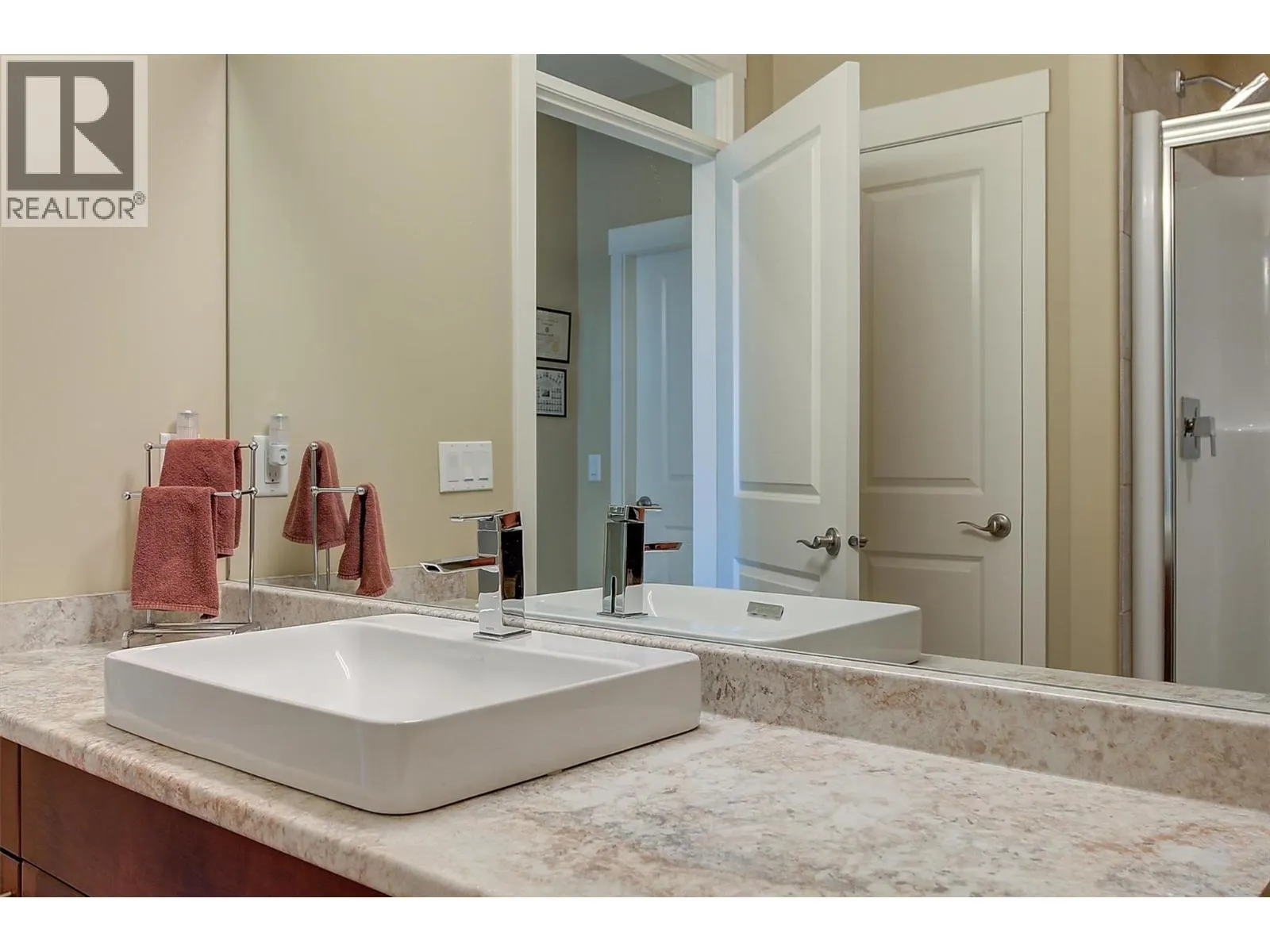4035 Gellatly Road Unit# 160