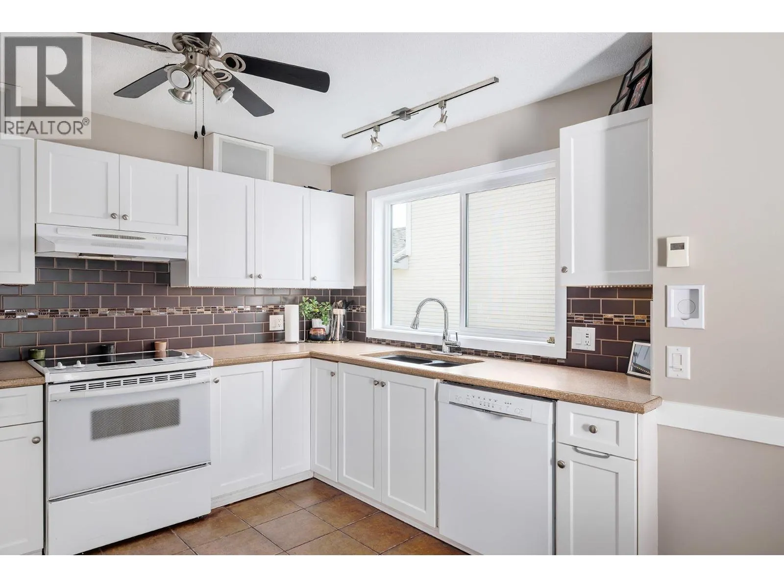 160 Celano Crescent Unit# 118