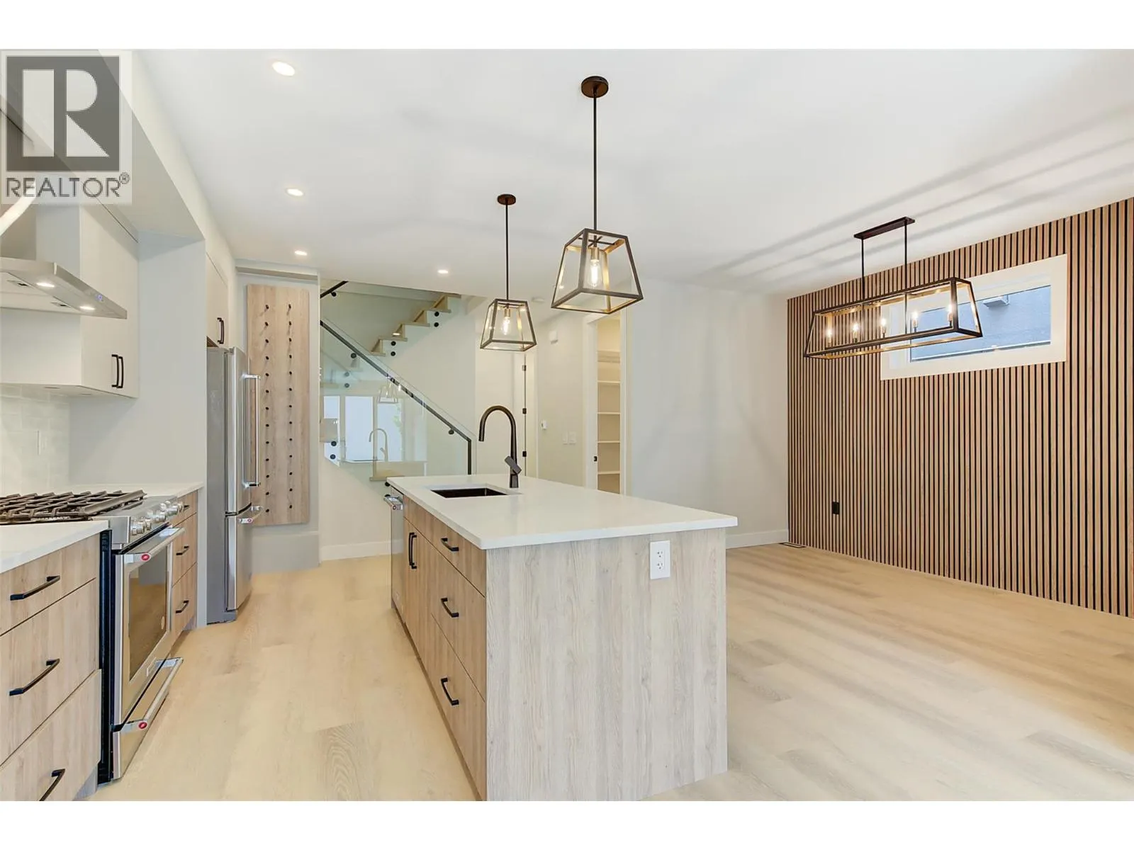 839 Lawson Avenue Unit# 4
