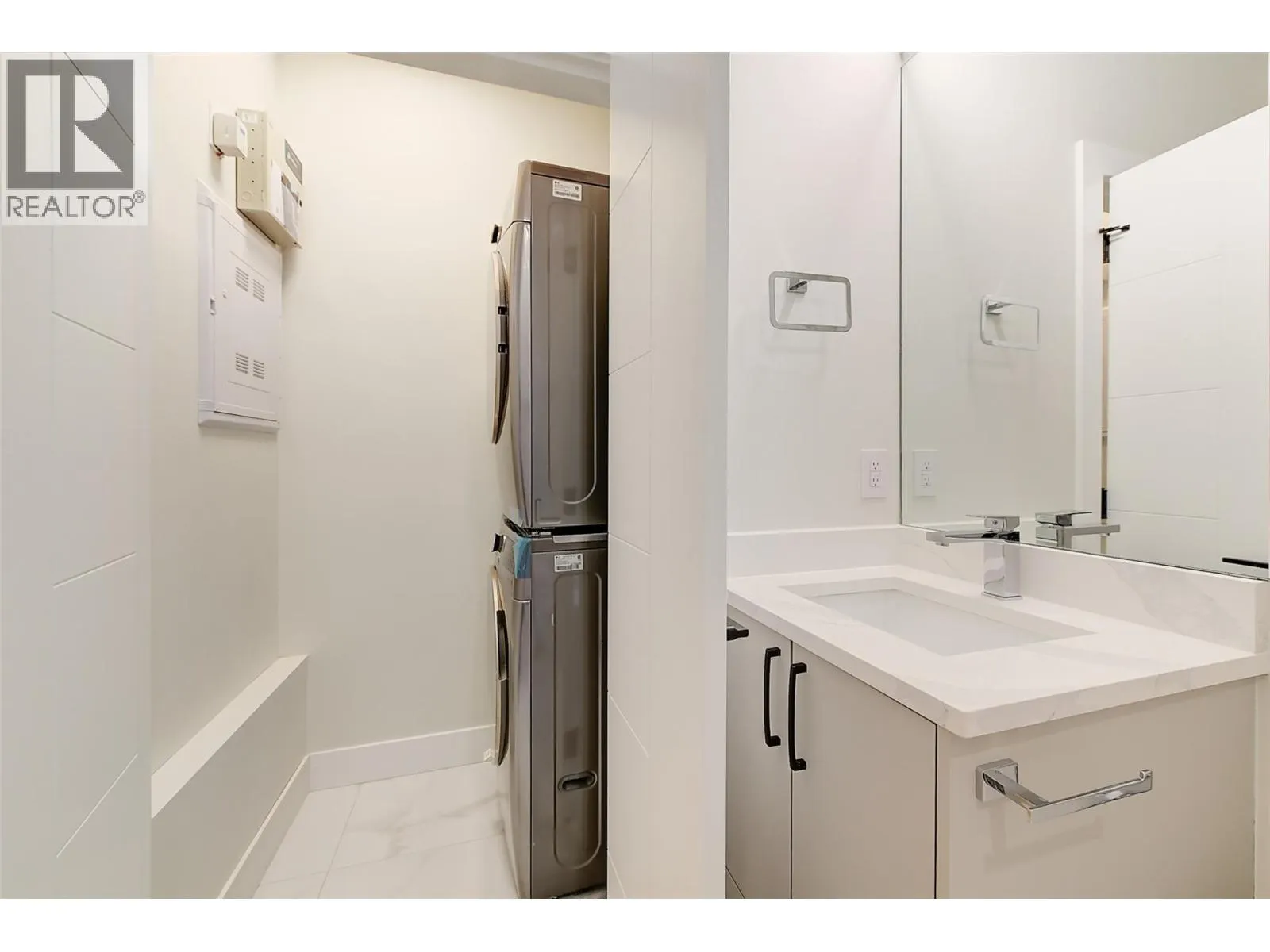 839 Lawson Avenue Unit# 4