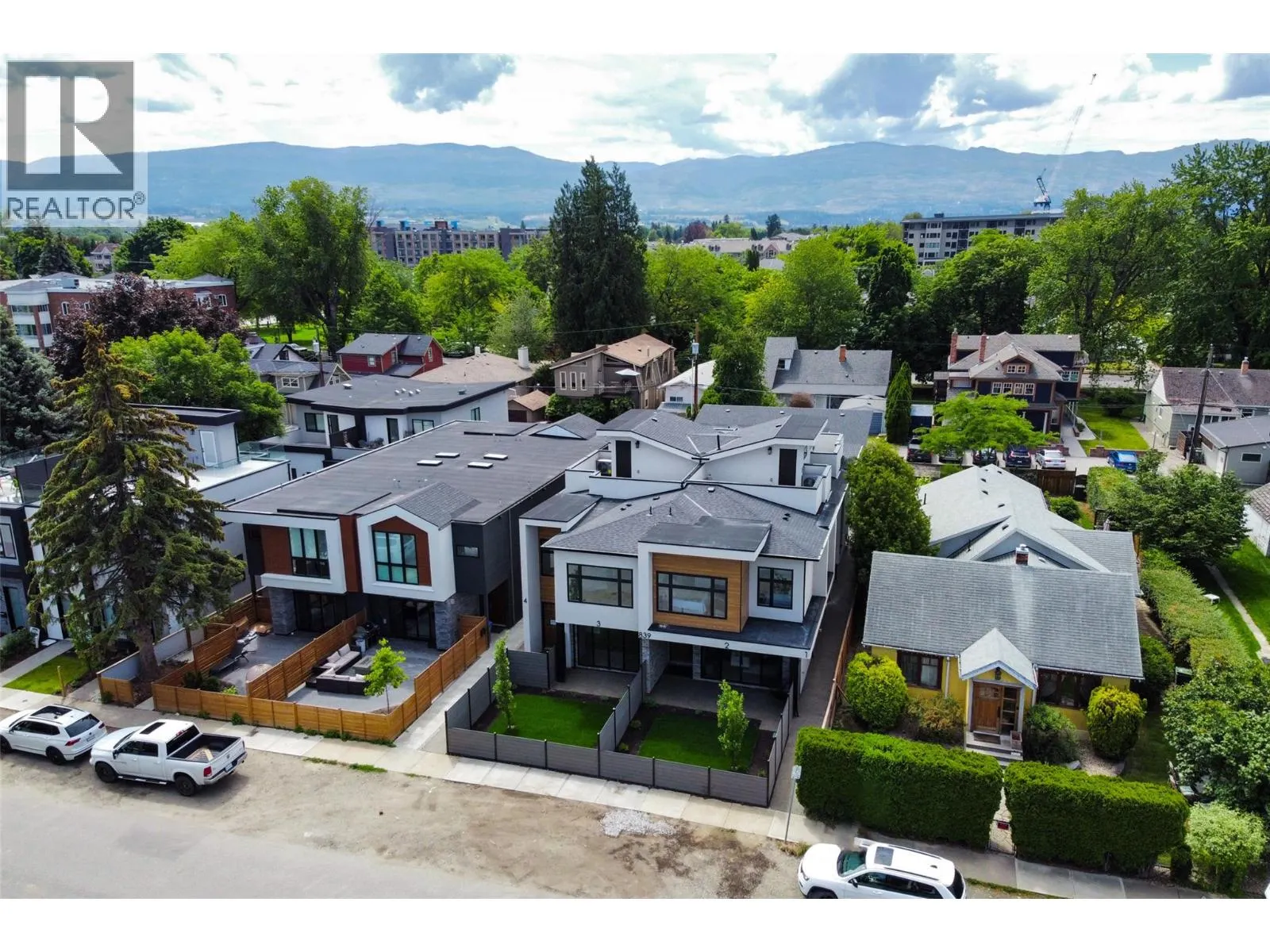 839 Lawson Avenue Unit# 4