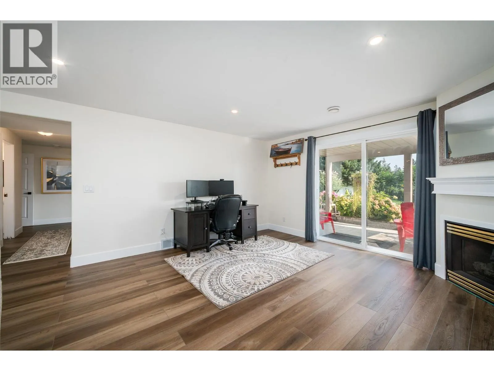 3841 Glen Canyon Drive