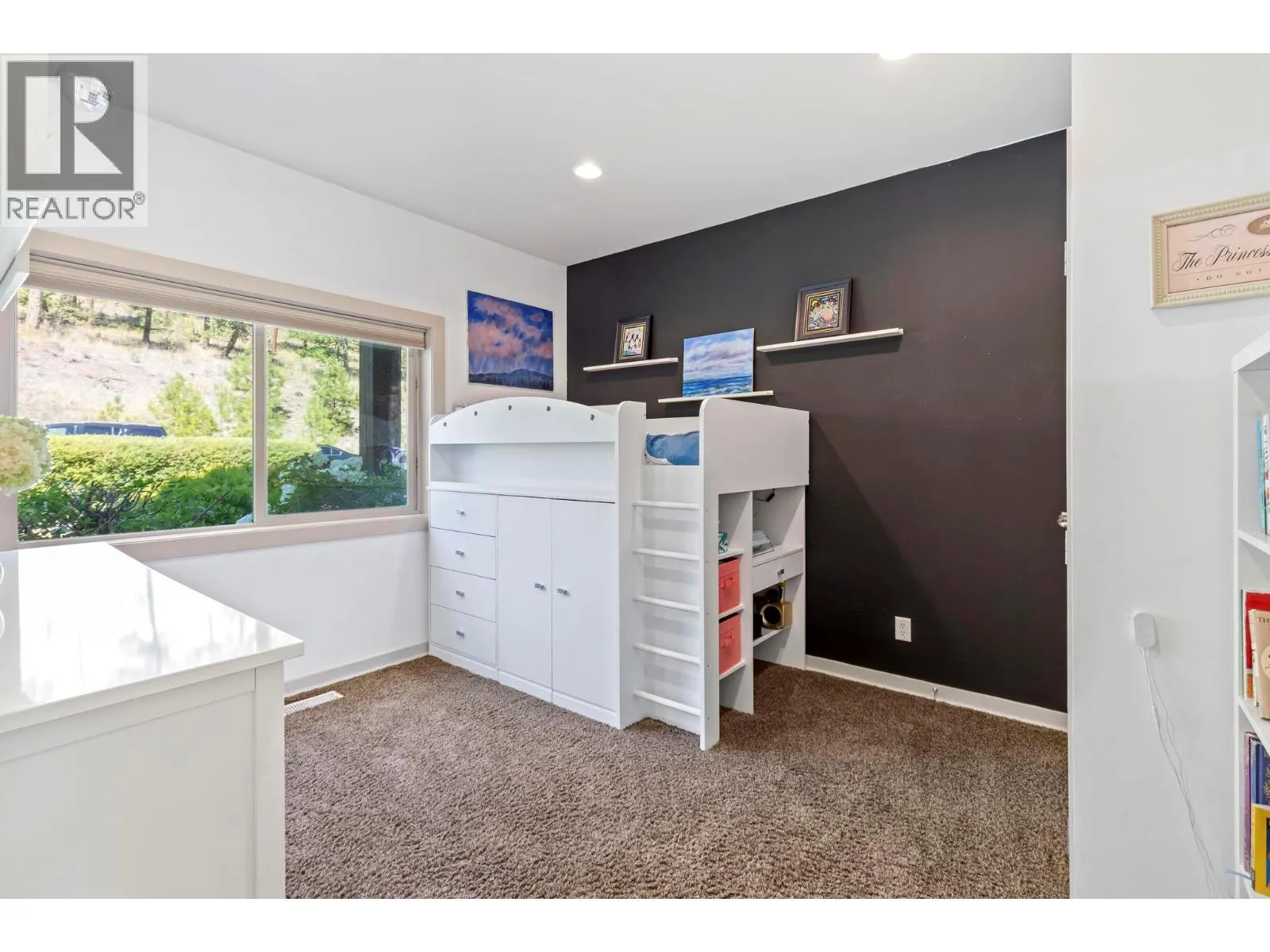 2415 Tallus Ridge Drive