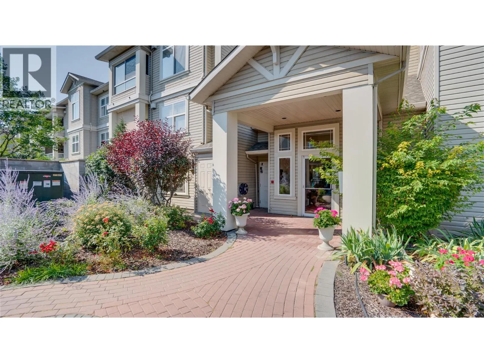 555 Houghton Road Unit# 115