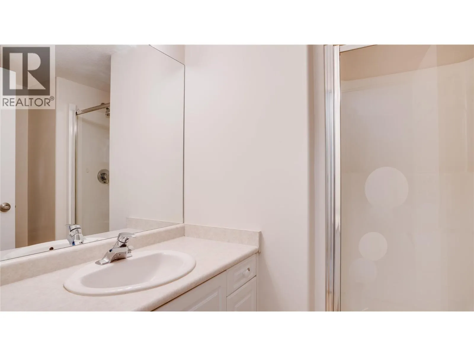 555 Houghton Road Unit# 115
