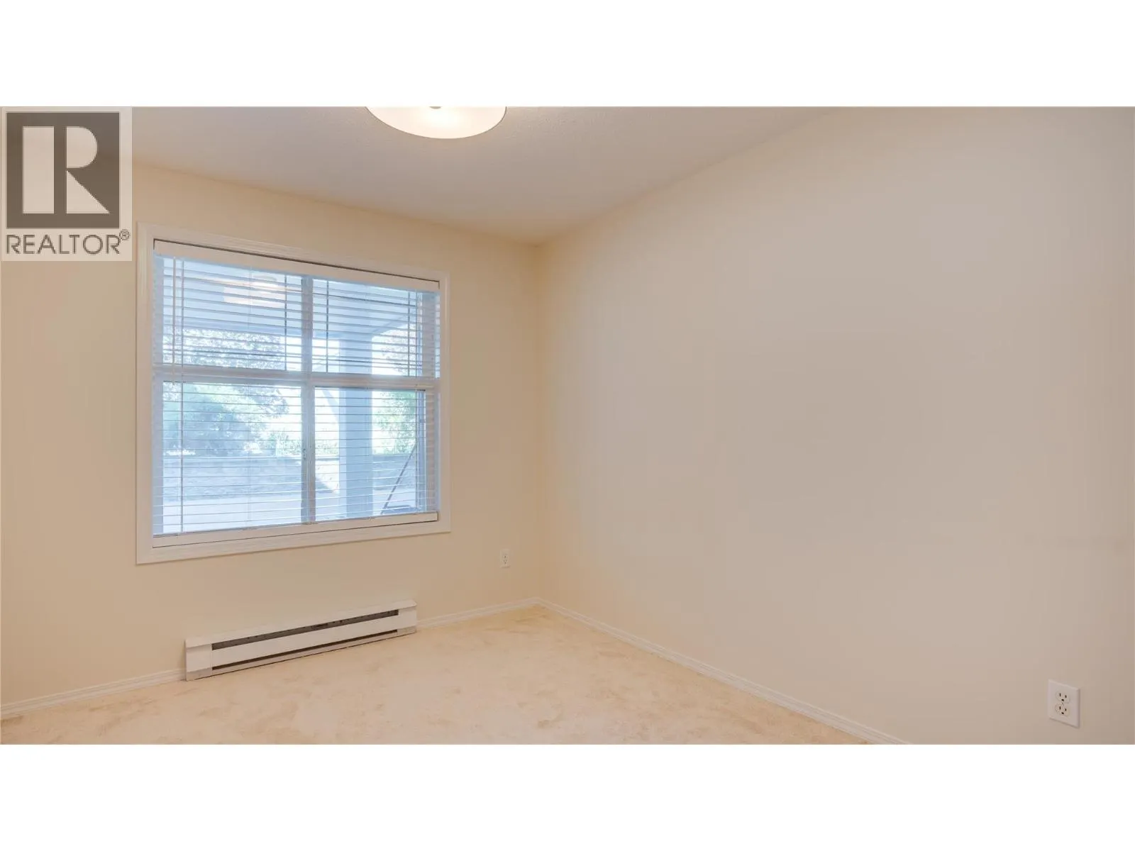 555 Houghton Road Unit# 115