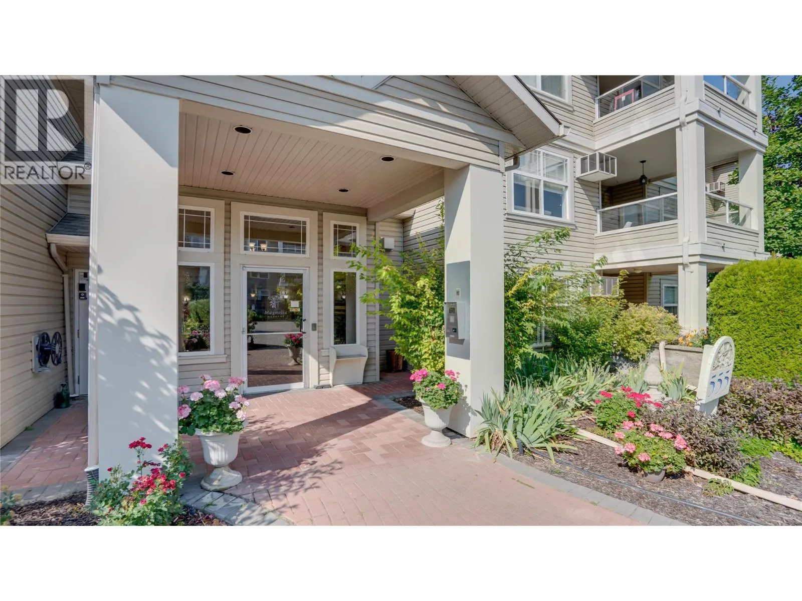 555 Houghton Road Unit# 115