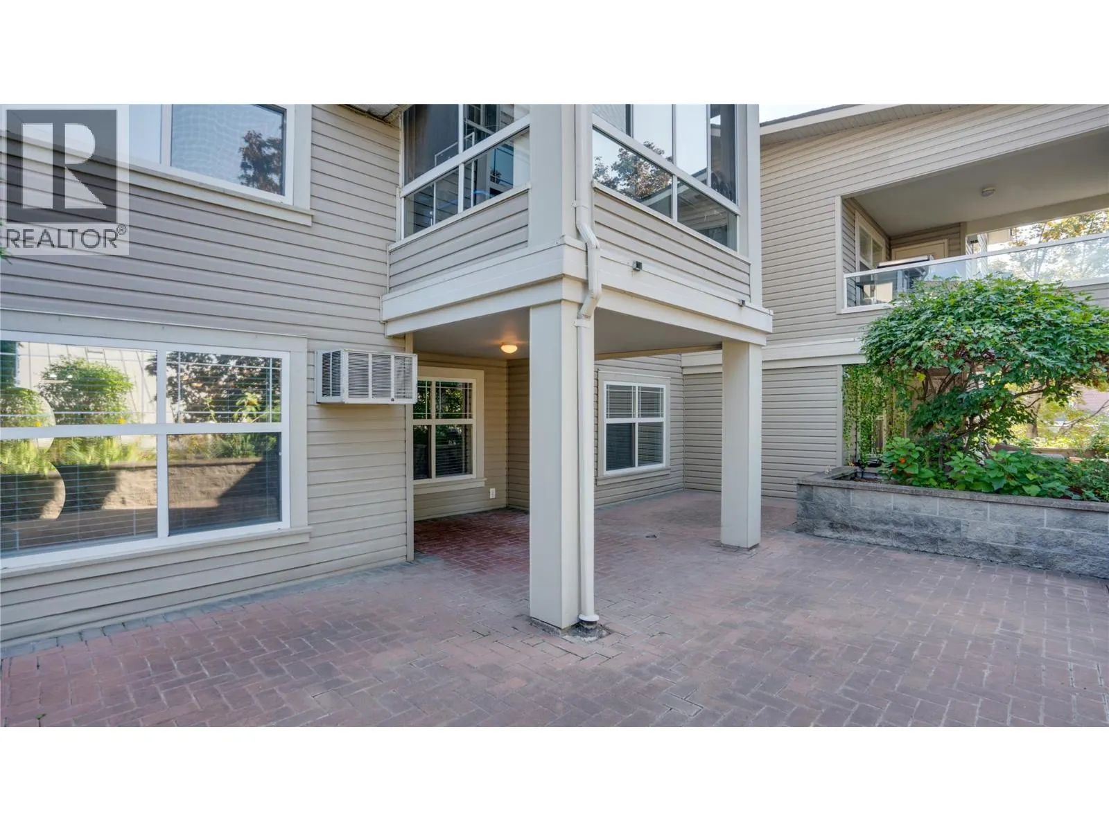 555 Houghton Road Unit# 115