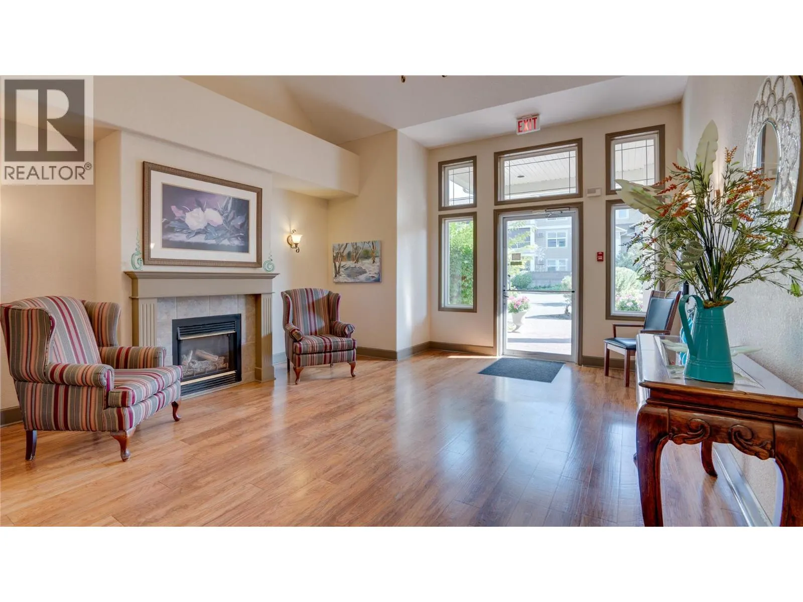 555 Houghton Road Unit# 115