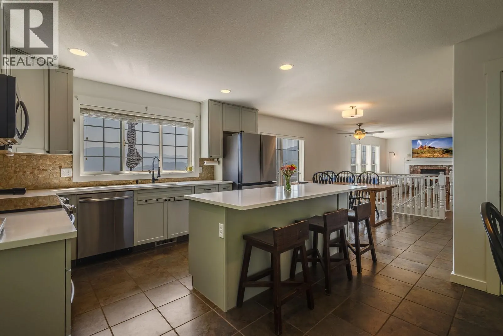 2838 Summerview Place