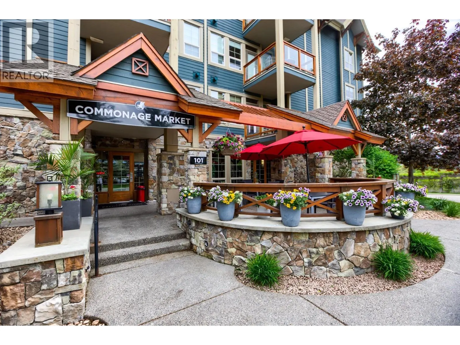 105 Village Centre Court Unit# 324